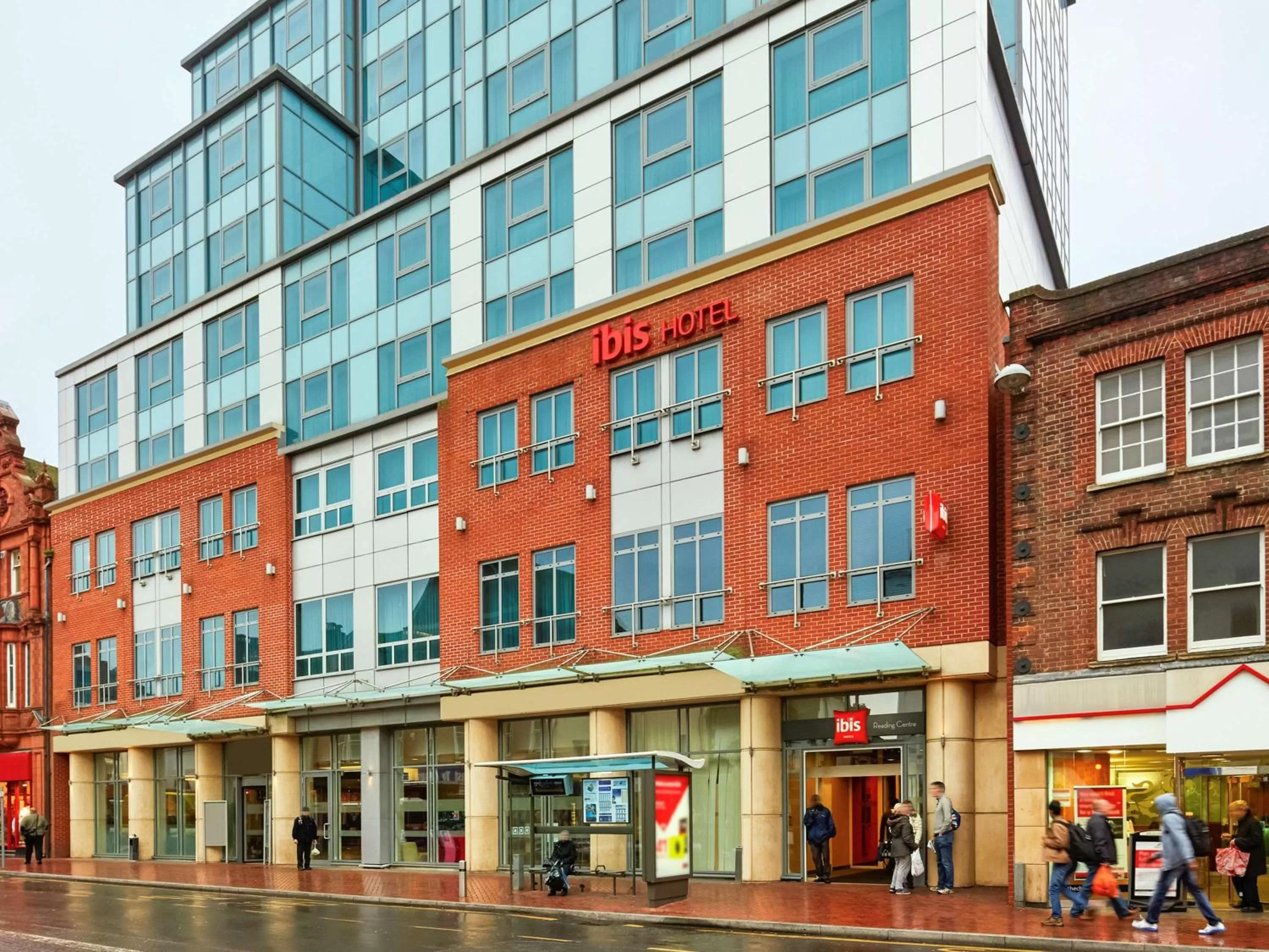 Property building in ibis Reading Centre
