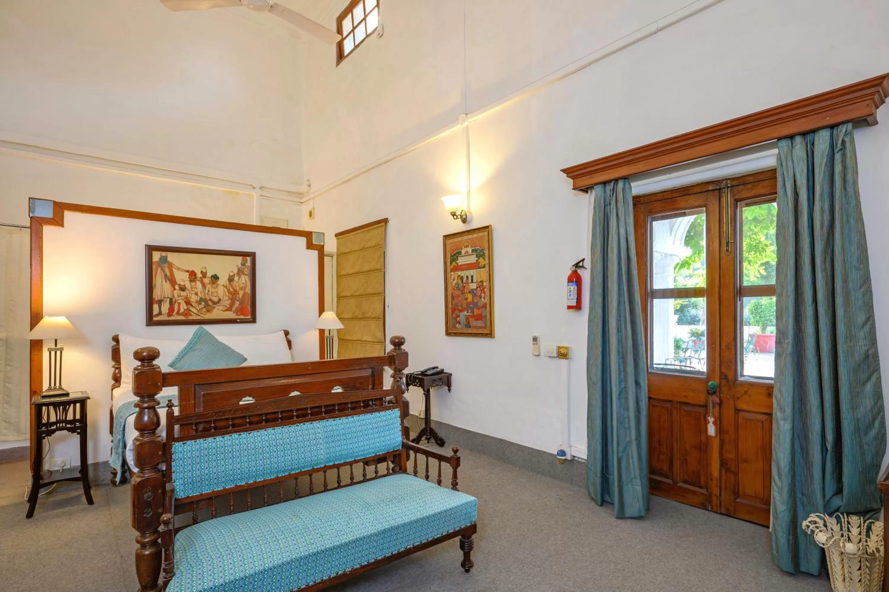 Bed in Neemrana's - Baradari Palace