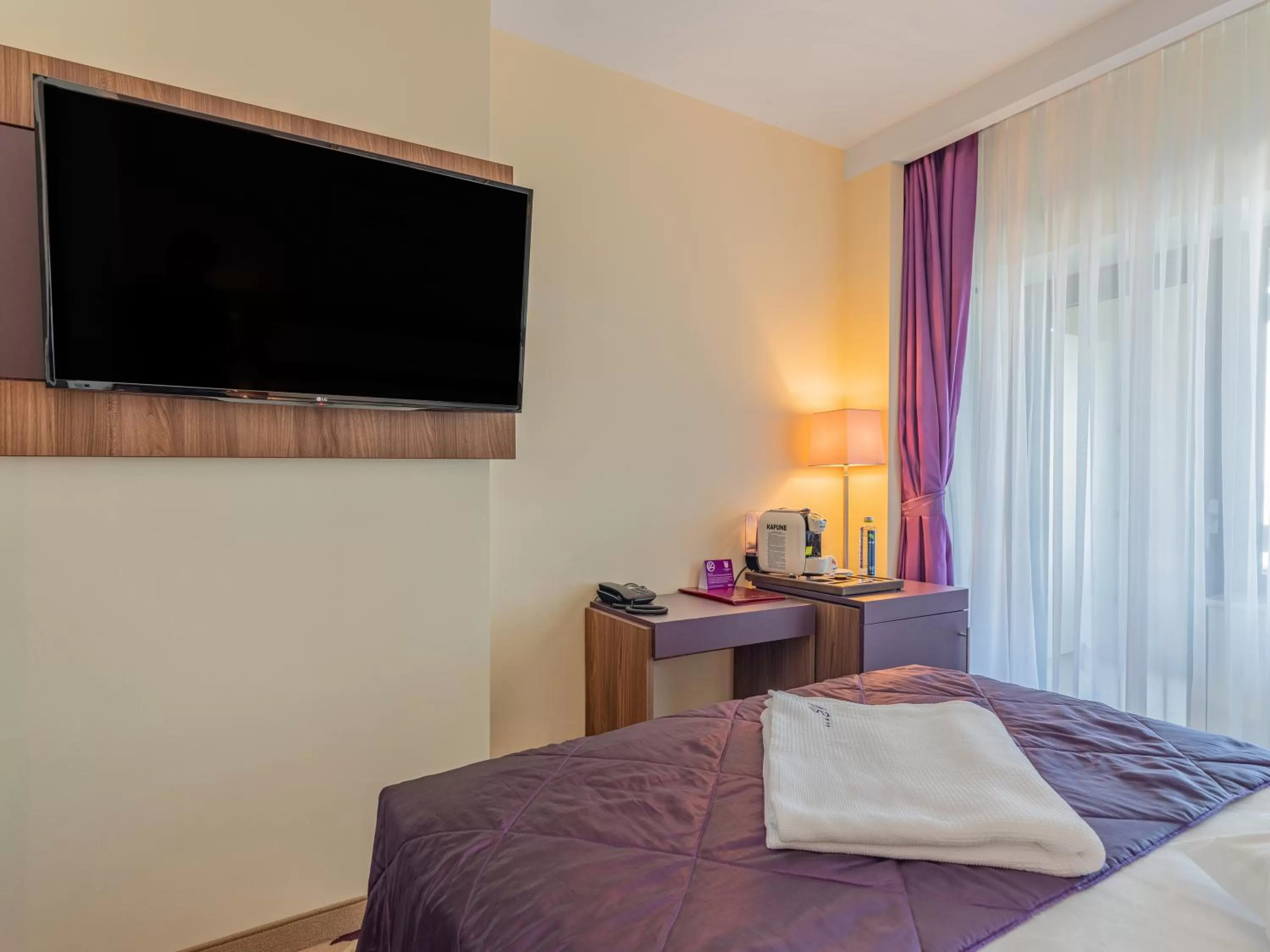 Bed in New Belvedere