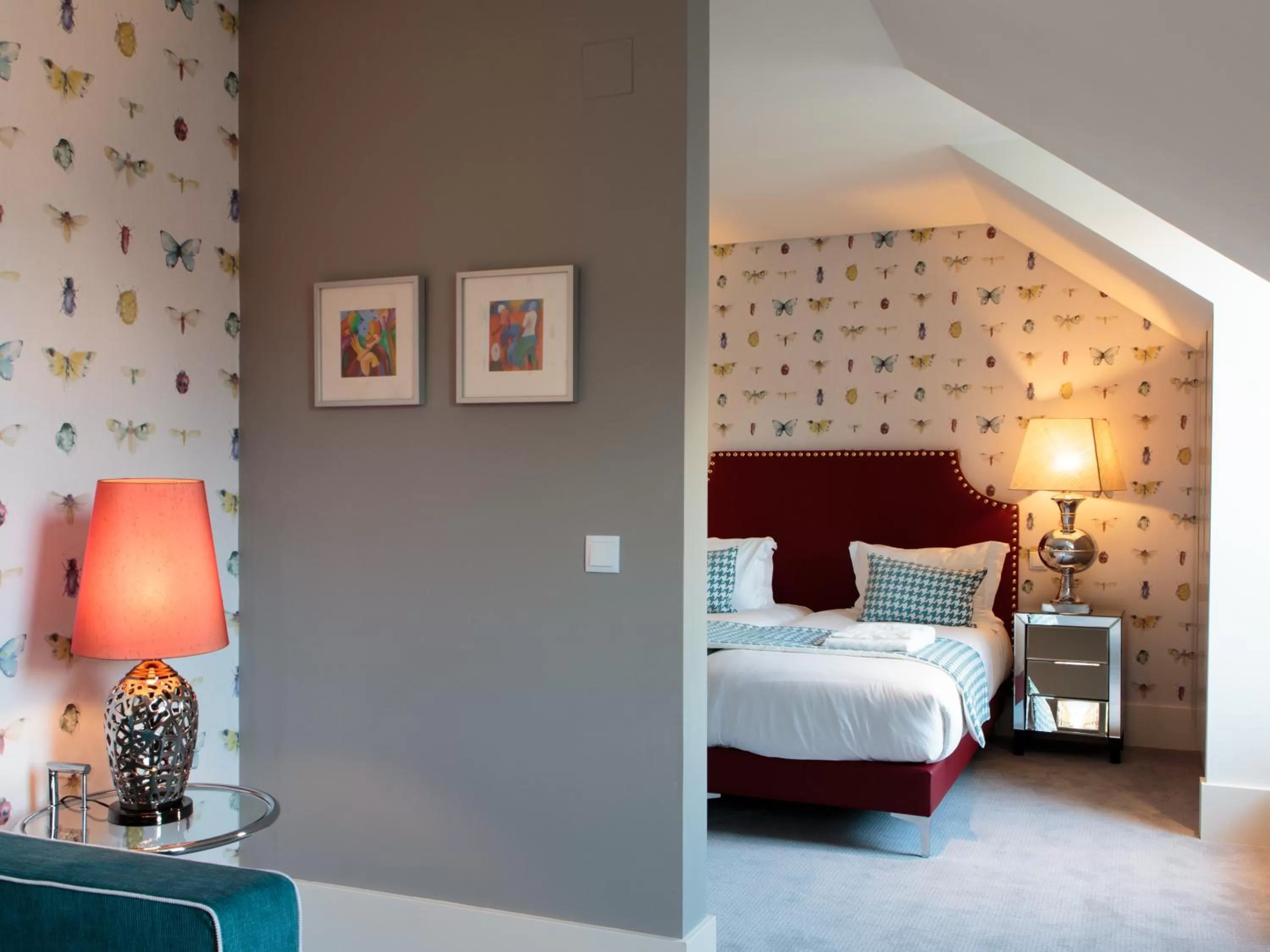 Photo of the whole room, Bed in Dear Lisbon - Gallery House