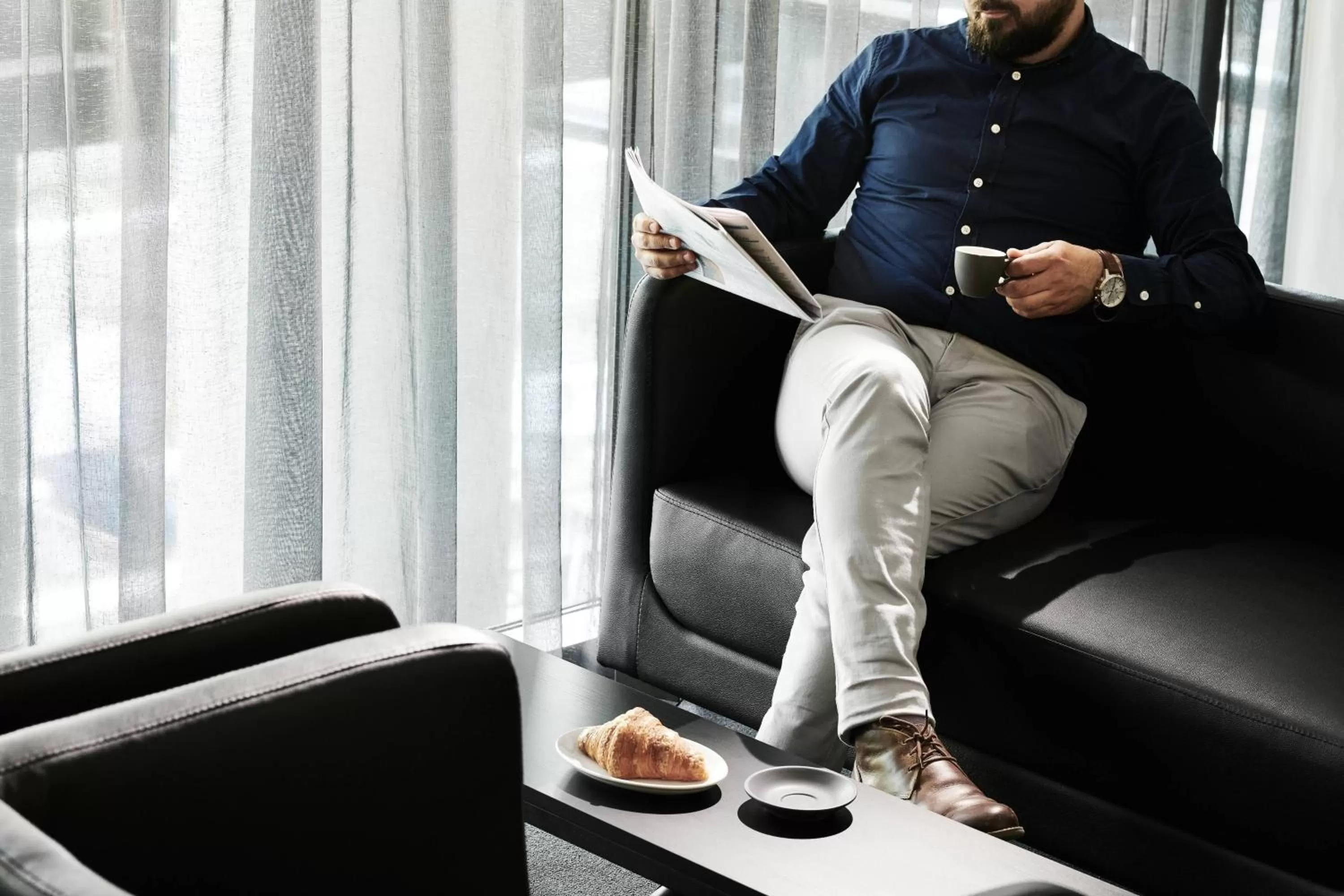 Lounge or bar in Midnight Hotel, Autograph Collection