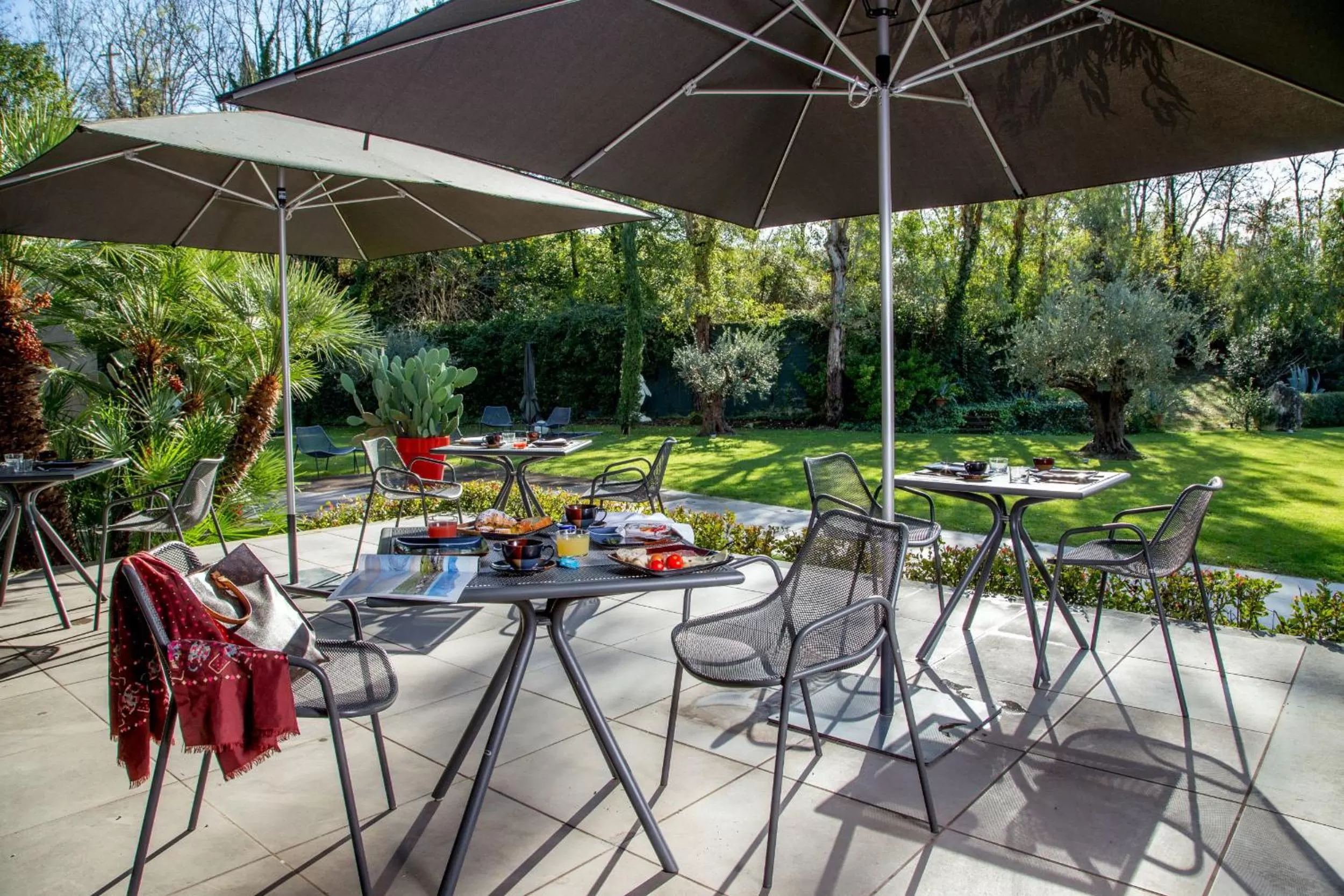 Facade/entrance in Park Hotel Sabina