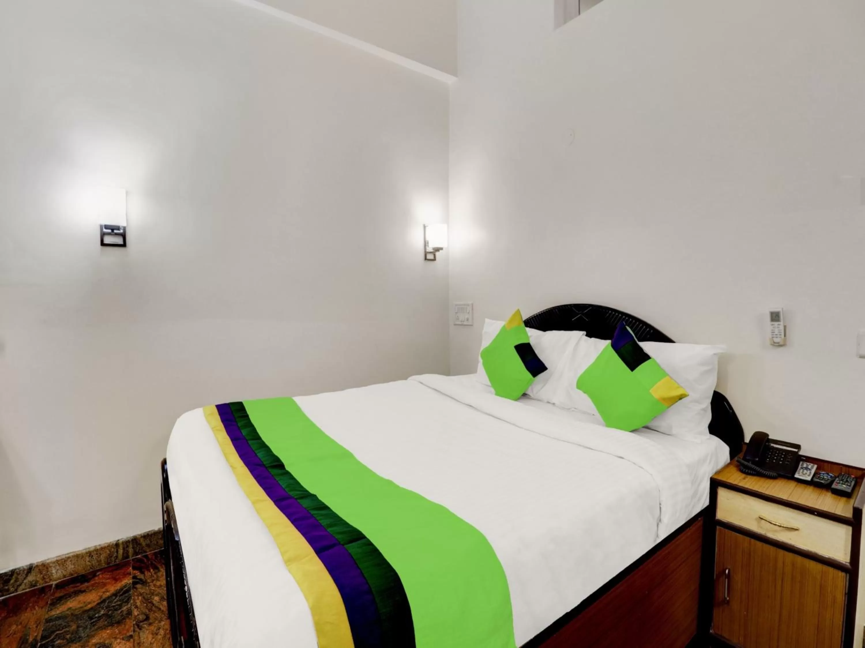 Bed in Treebo Benaka Residency