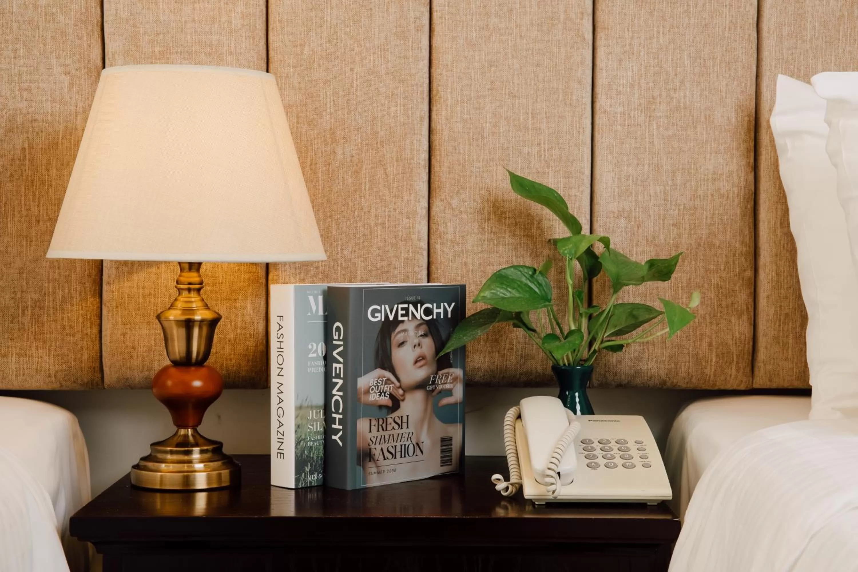 Library in Babylon Grand Hotel & Spa