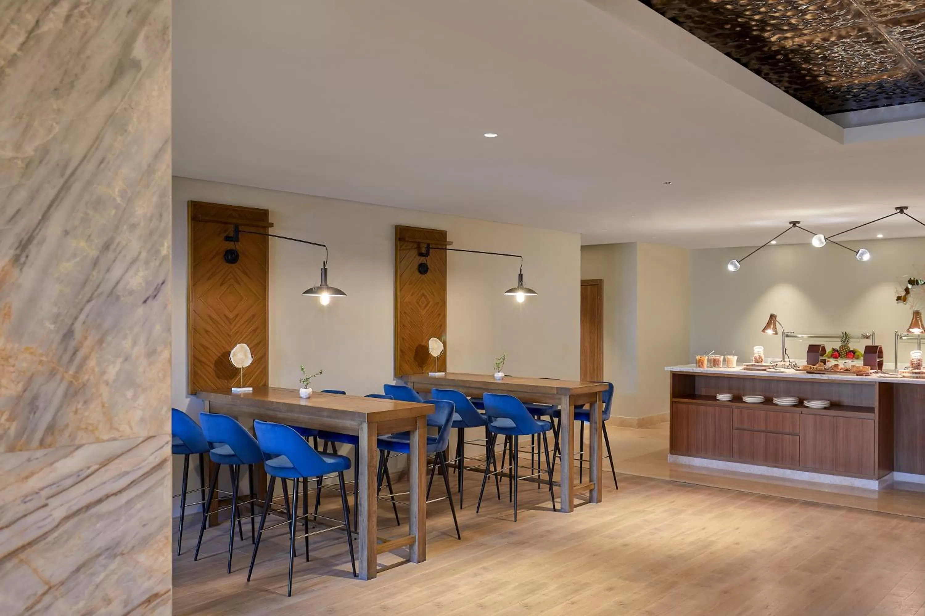 Lounge or bar in Hyatt Regency Cairo West