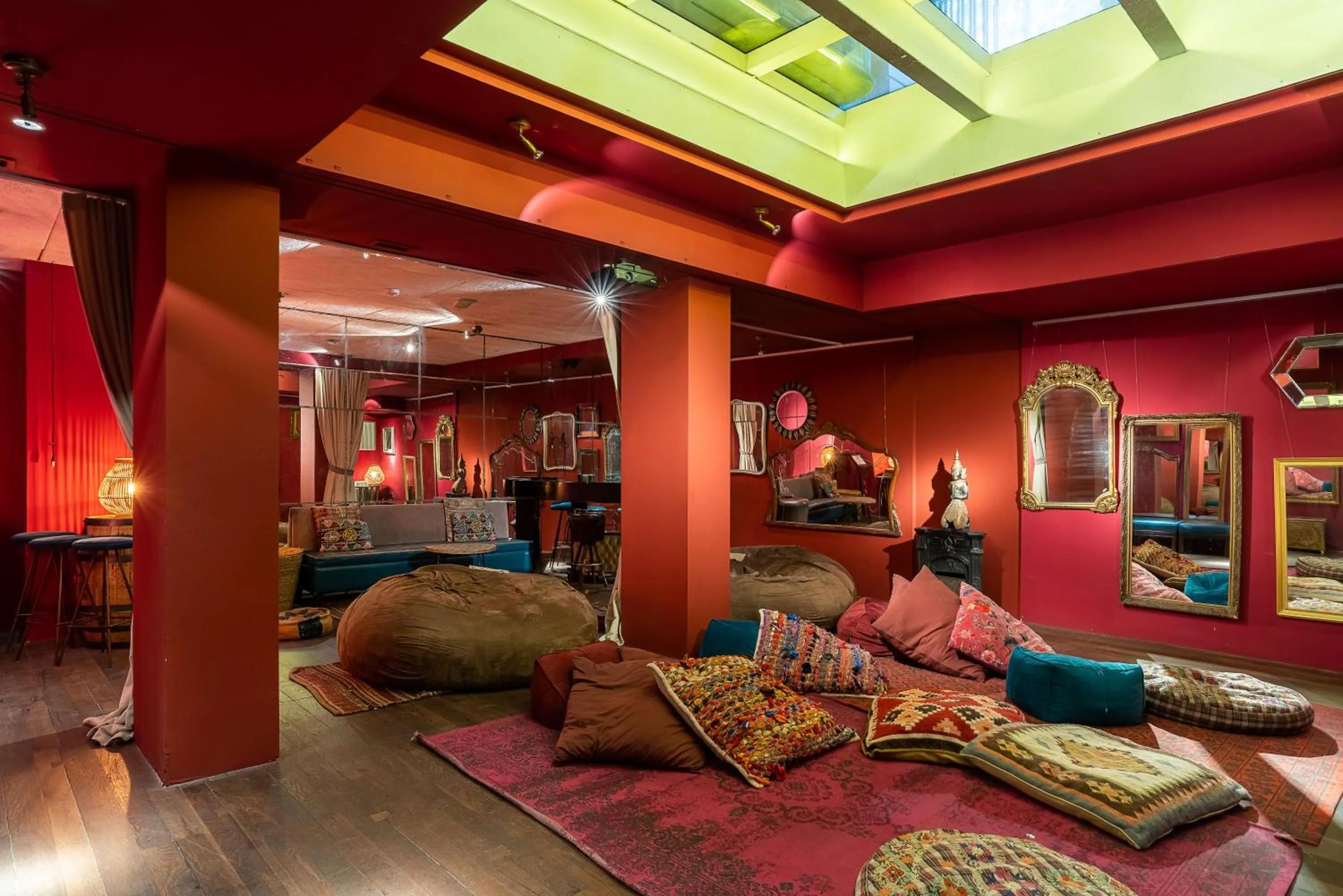 Communal lounge/ TV room in Casa Gracia