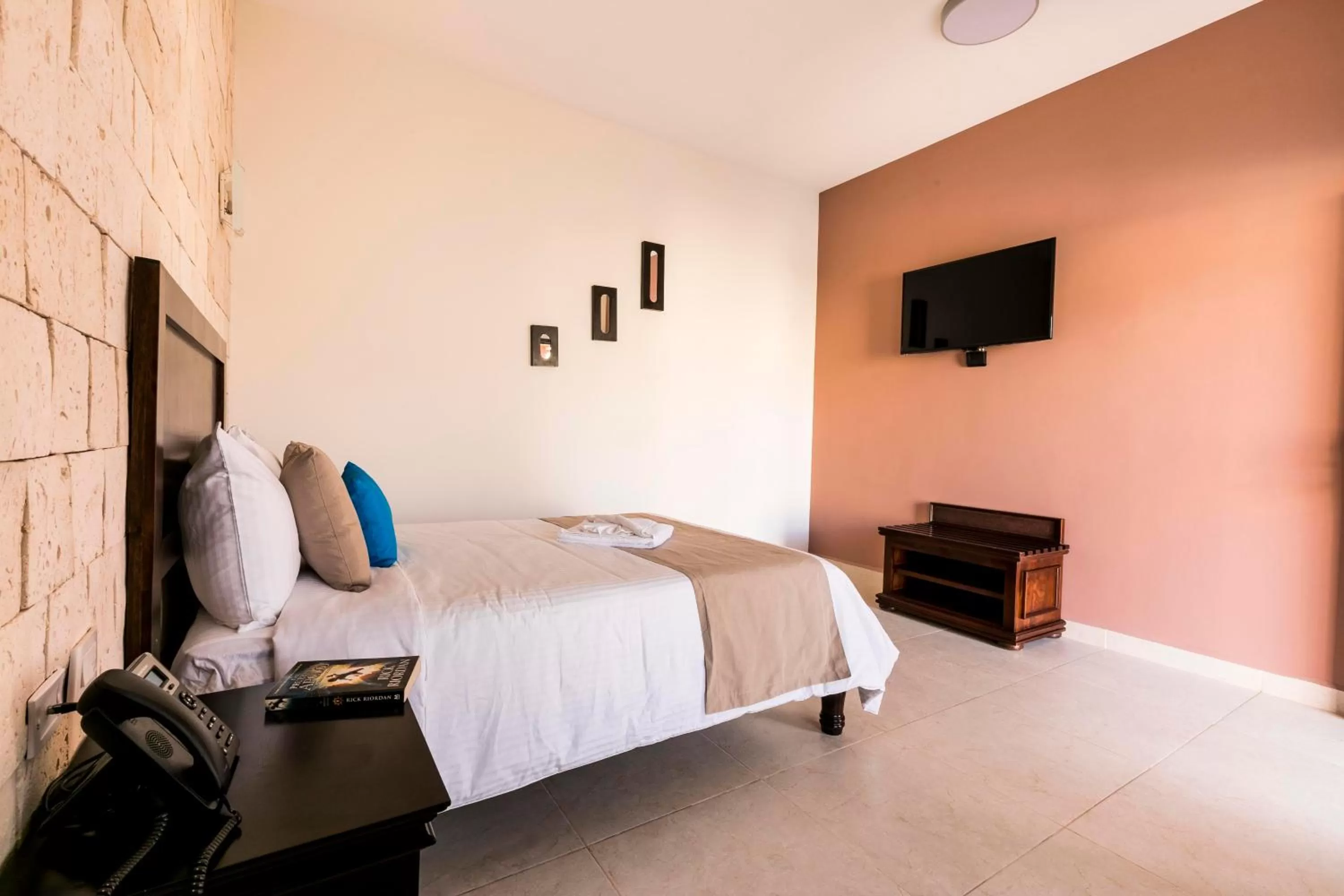 Bedroom, Bed in Hotel Los Frailes, Valladolid, Yucatán
