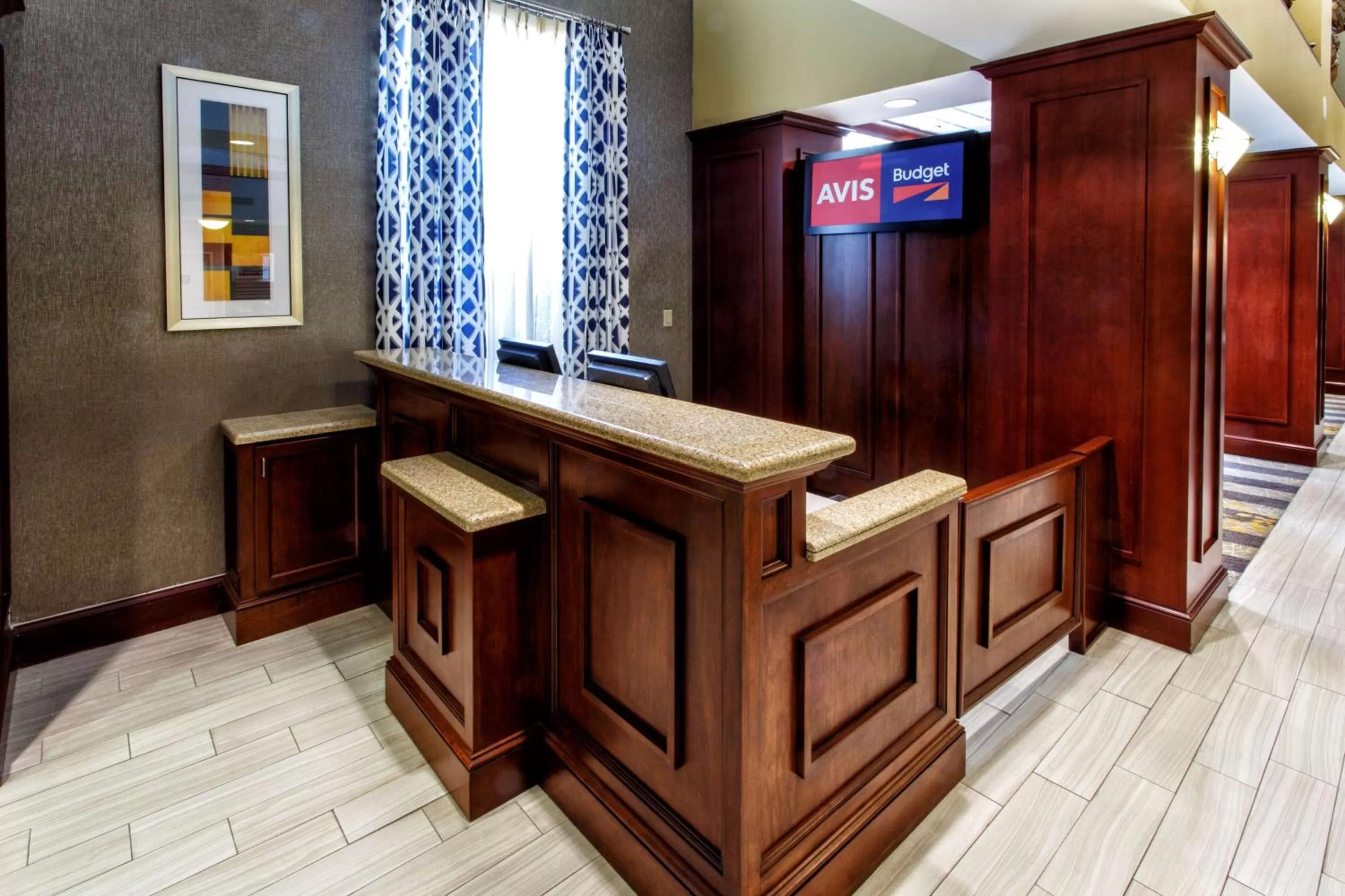 Lobby or reception in Hampton Inn & Suites Staten Island