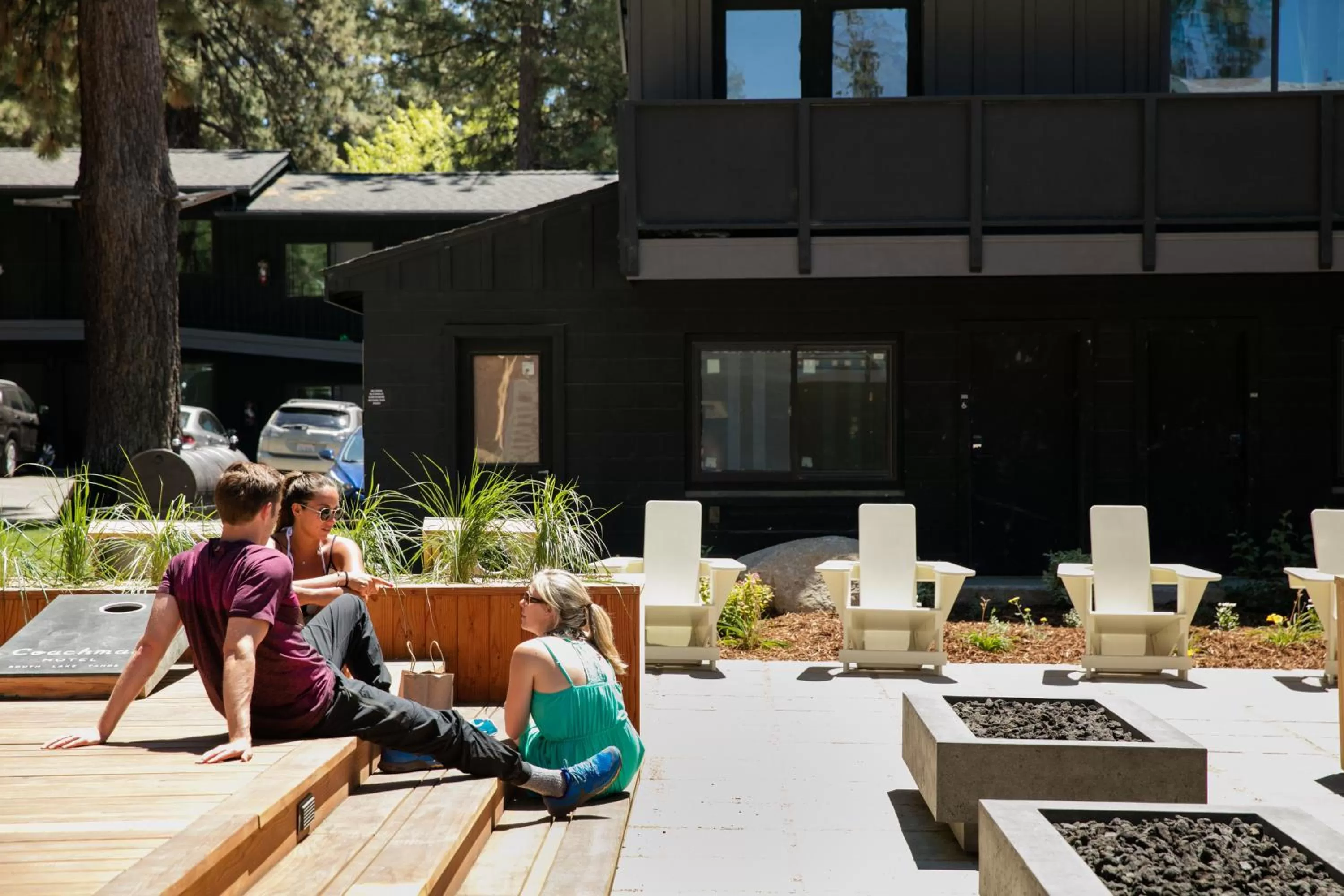 Patio in The Coachman Hotel
