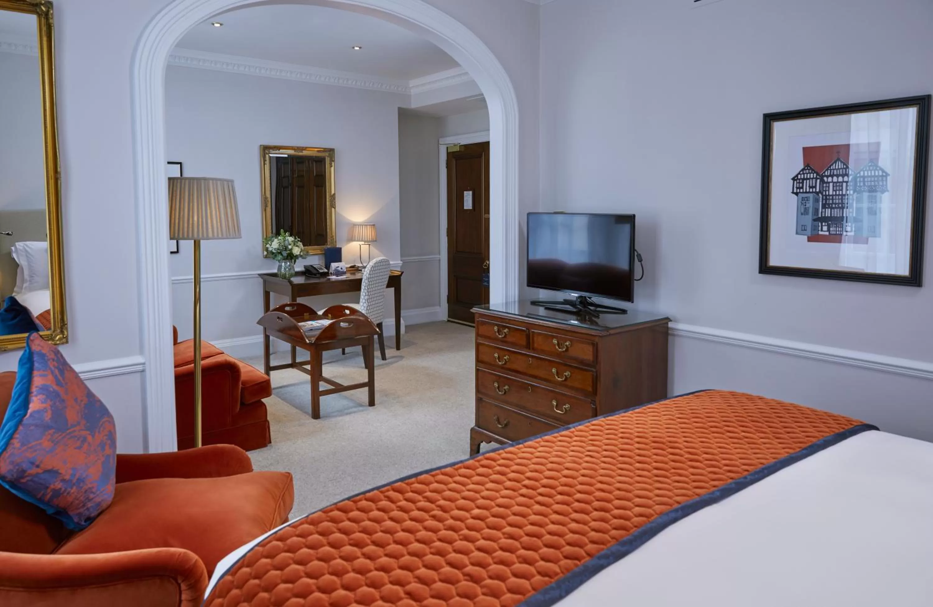 Living room, Bed in Dukes London