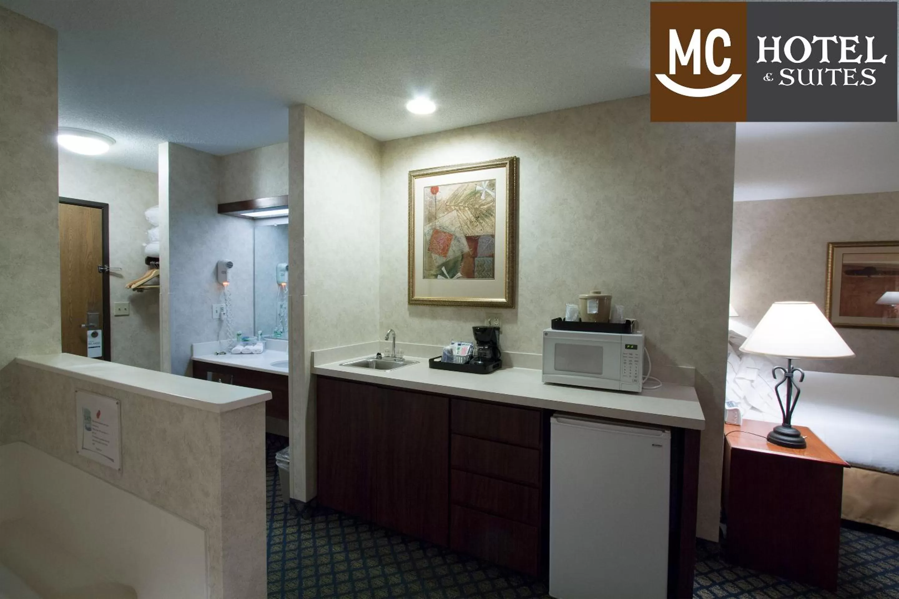 Kitchen or kitchenette in Miles City Hotel & Suites