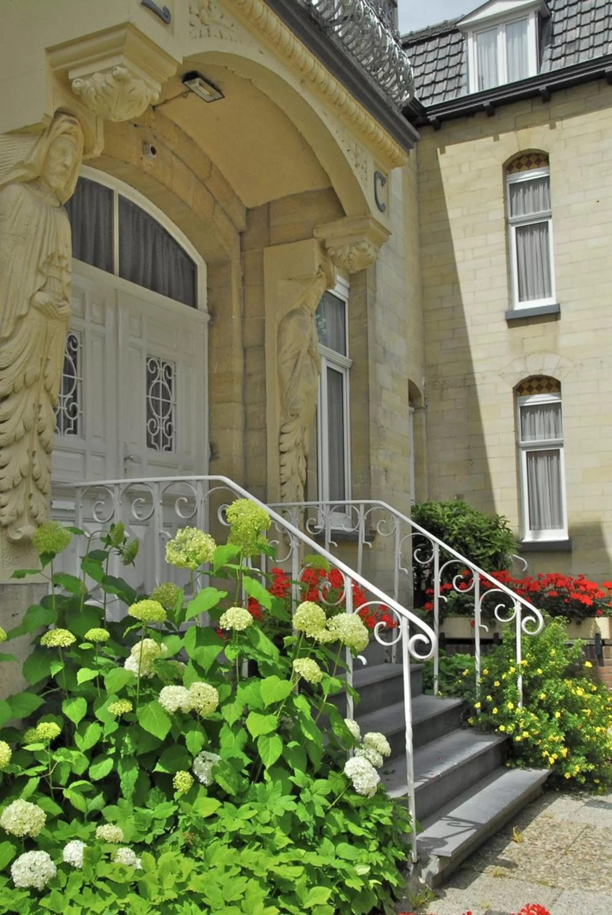 Facade/entrance in Appartementen Valkenburg
