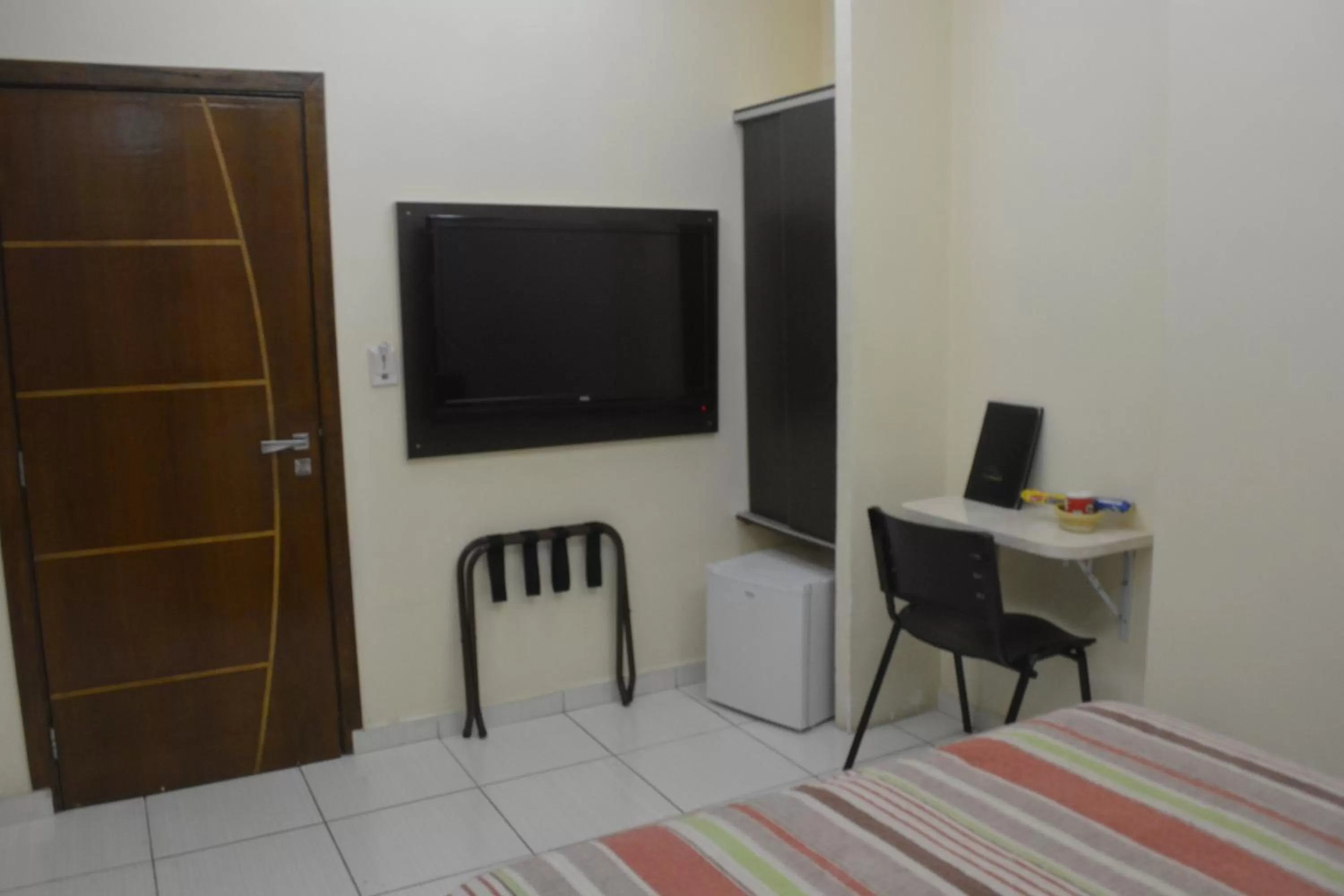 TV and multimedia in Hotel Calstar