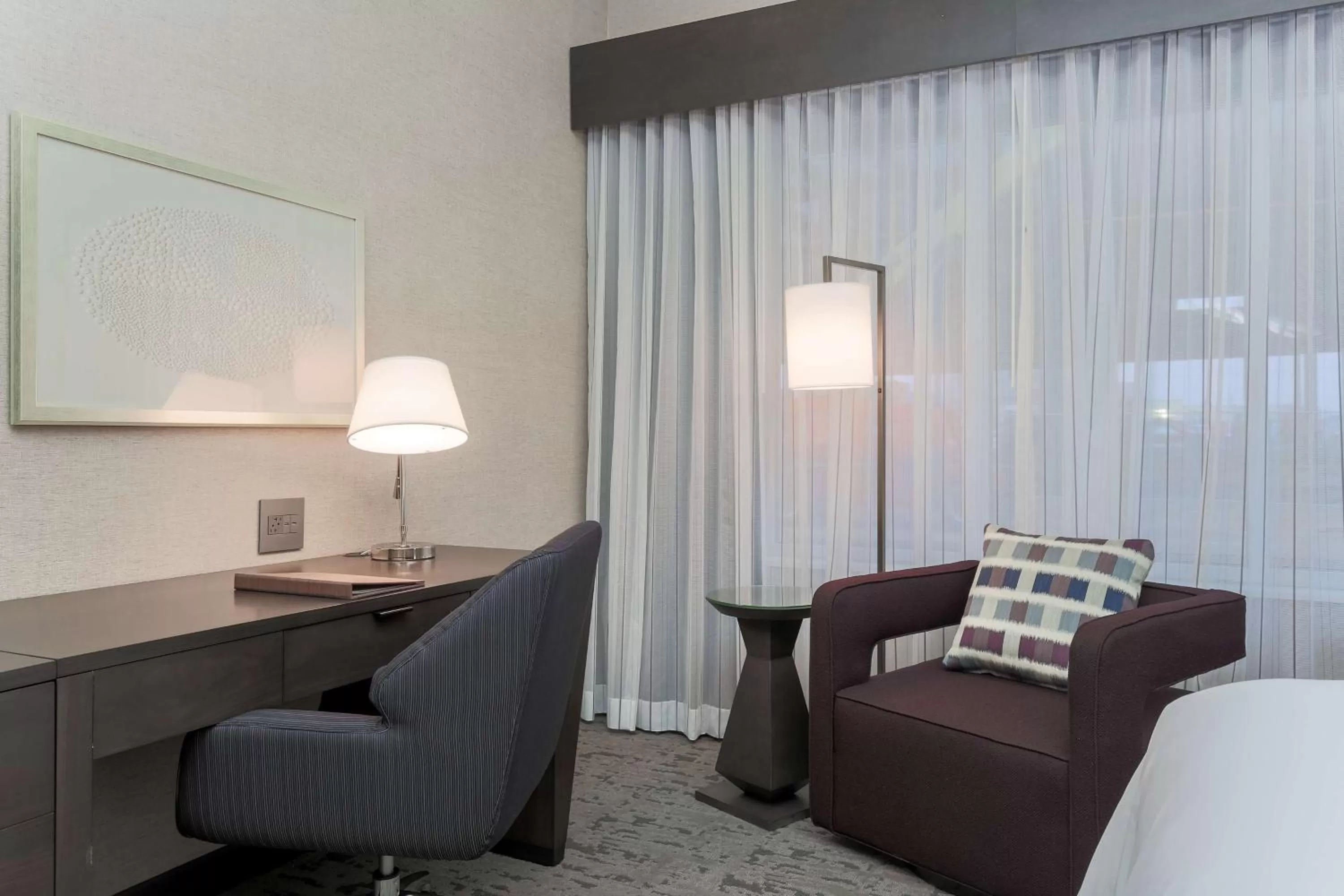 Bedroom in DoubleTree by Hilton Evansville