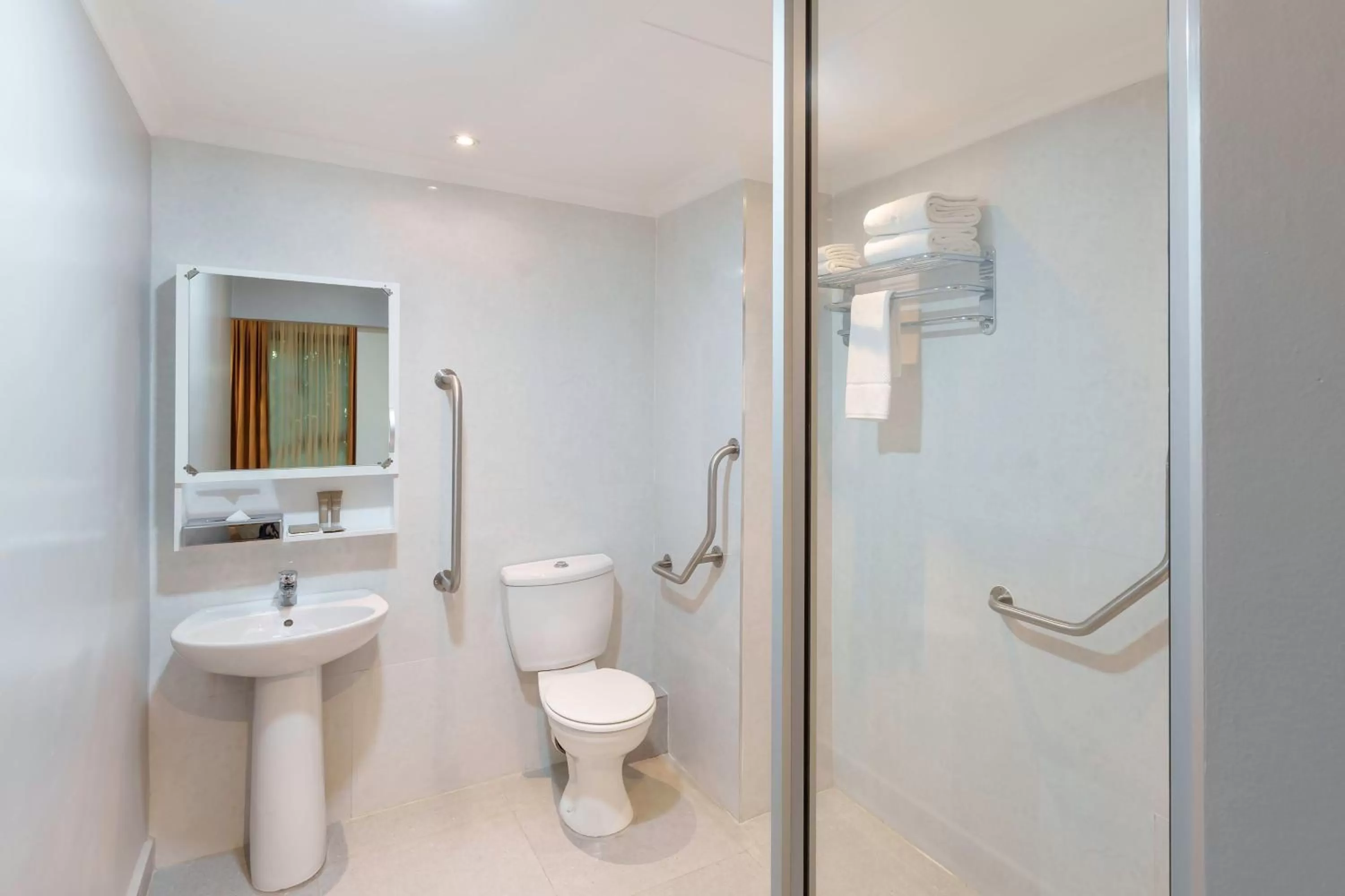 Bathroom in Protea Hotel by Marriott Livingstone