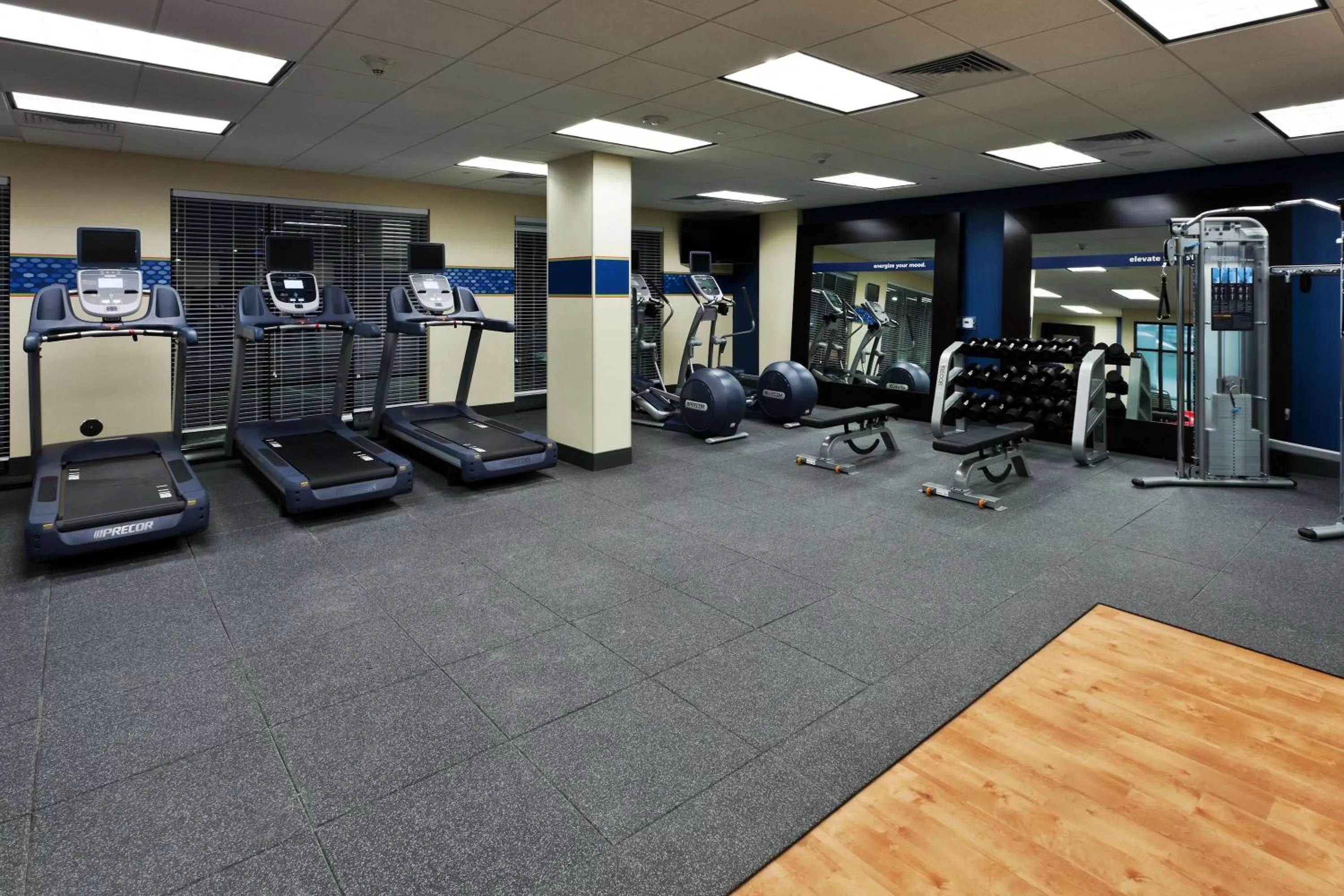 Fitness centre/facilities in Hampton Inn & Suites Denver Airport / Gateway Park