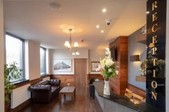 Lobby or reception in Eagle Hotel Luton Airport