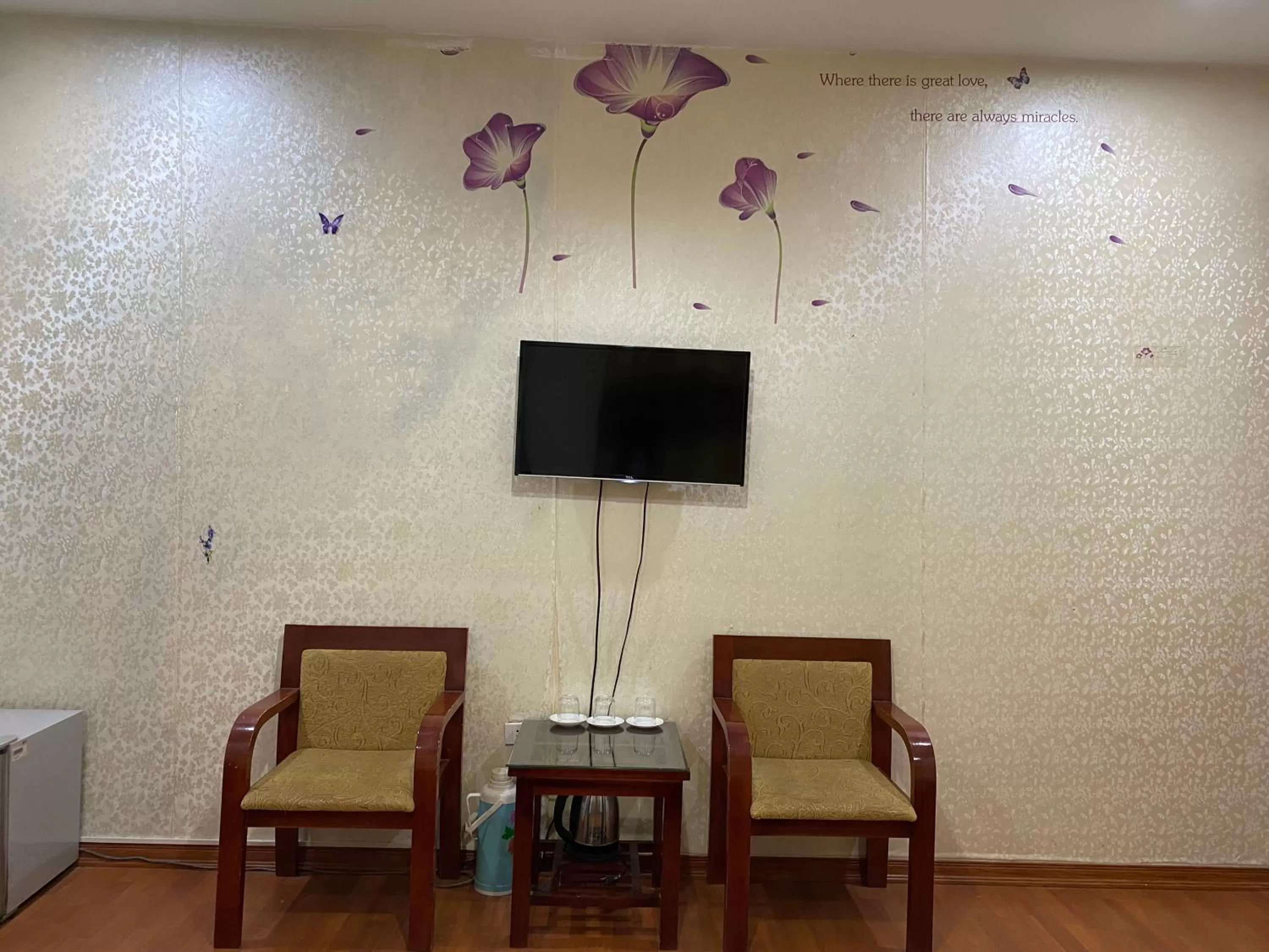 Seating area in Sophie hotel