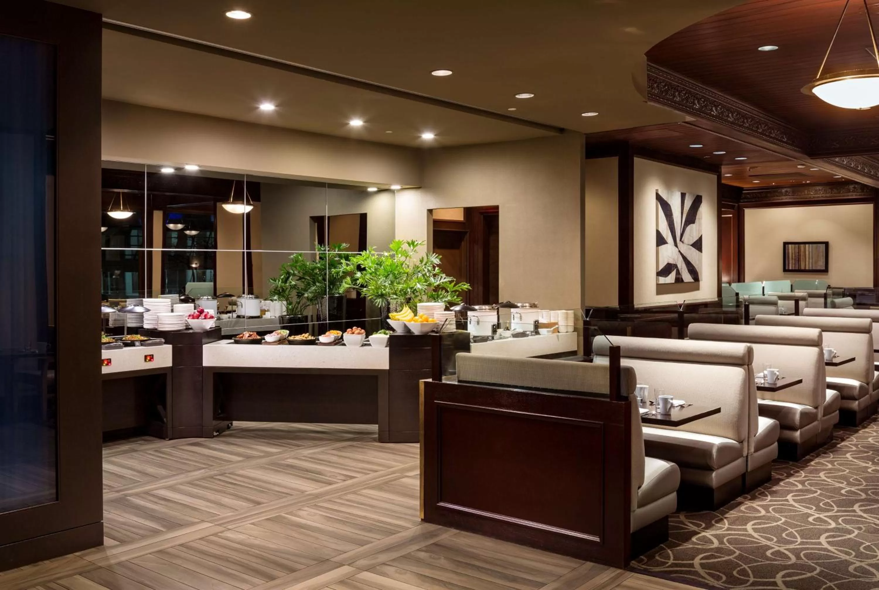 Restaurant/places to eat in Hyatt Regency Vancouver