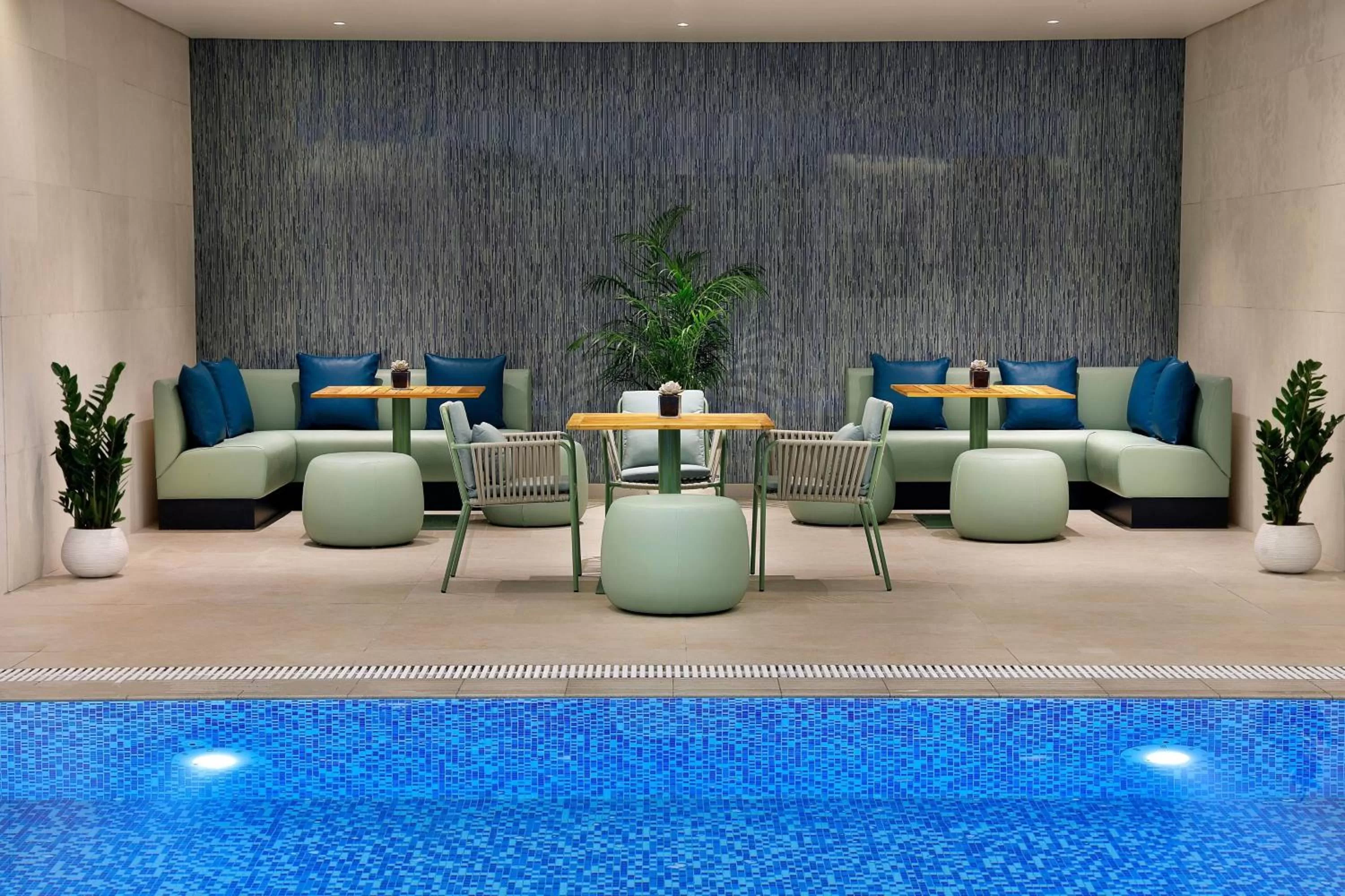 Swimming pool in Courtyard by Marriott Riyadh Northern Ring Road