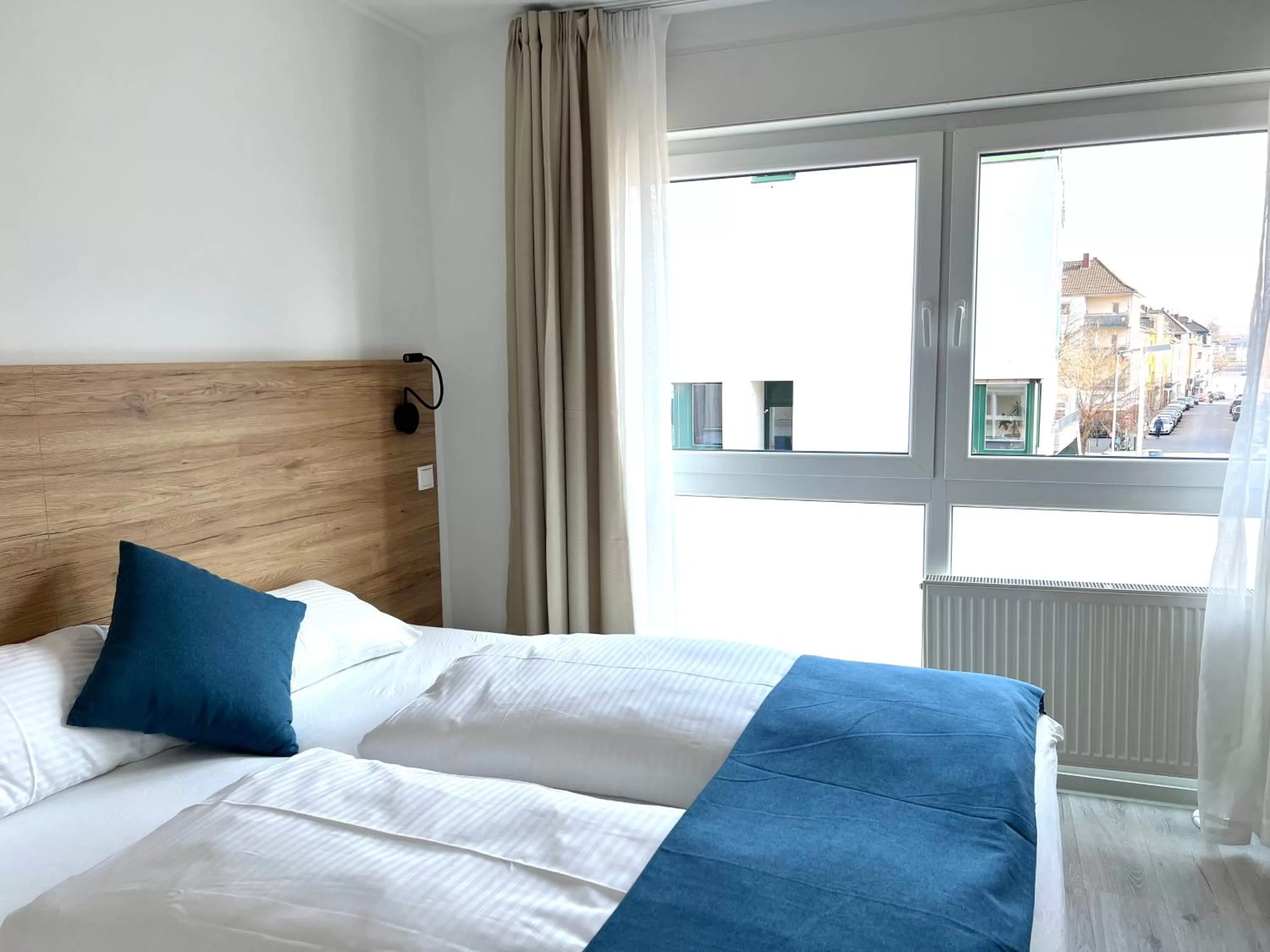 City view, Bed in Hotel 83