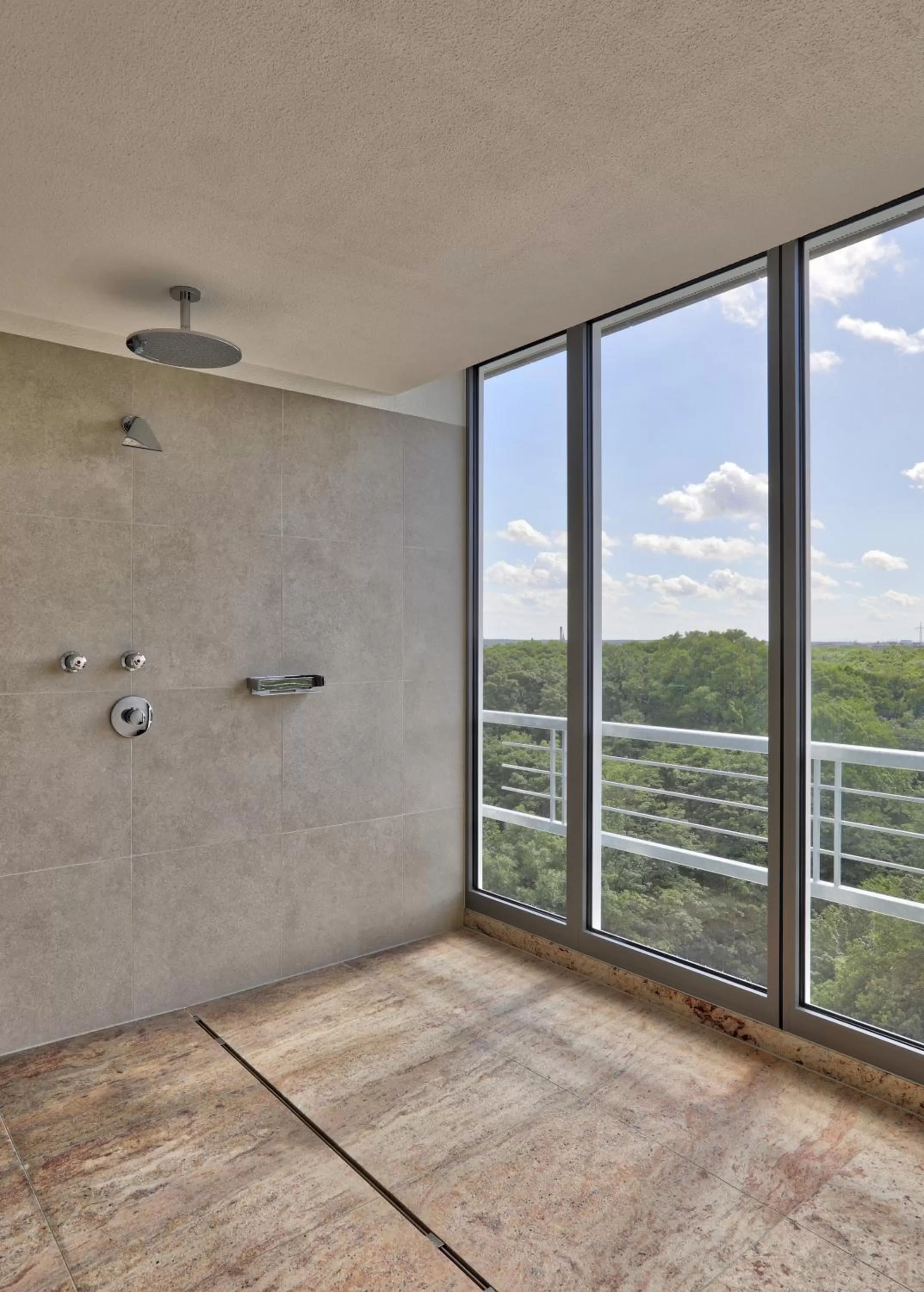 Spa and wellness centre/facilities in SOALTEE Hotel by Trip Inn Frankfurt Messe Tagungshotel