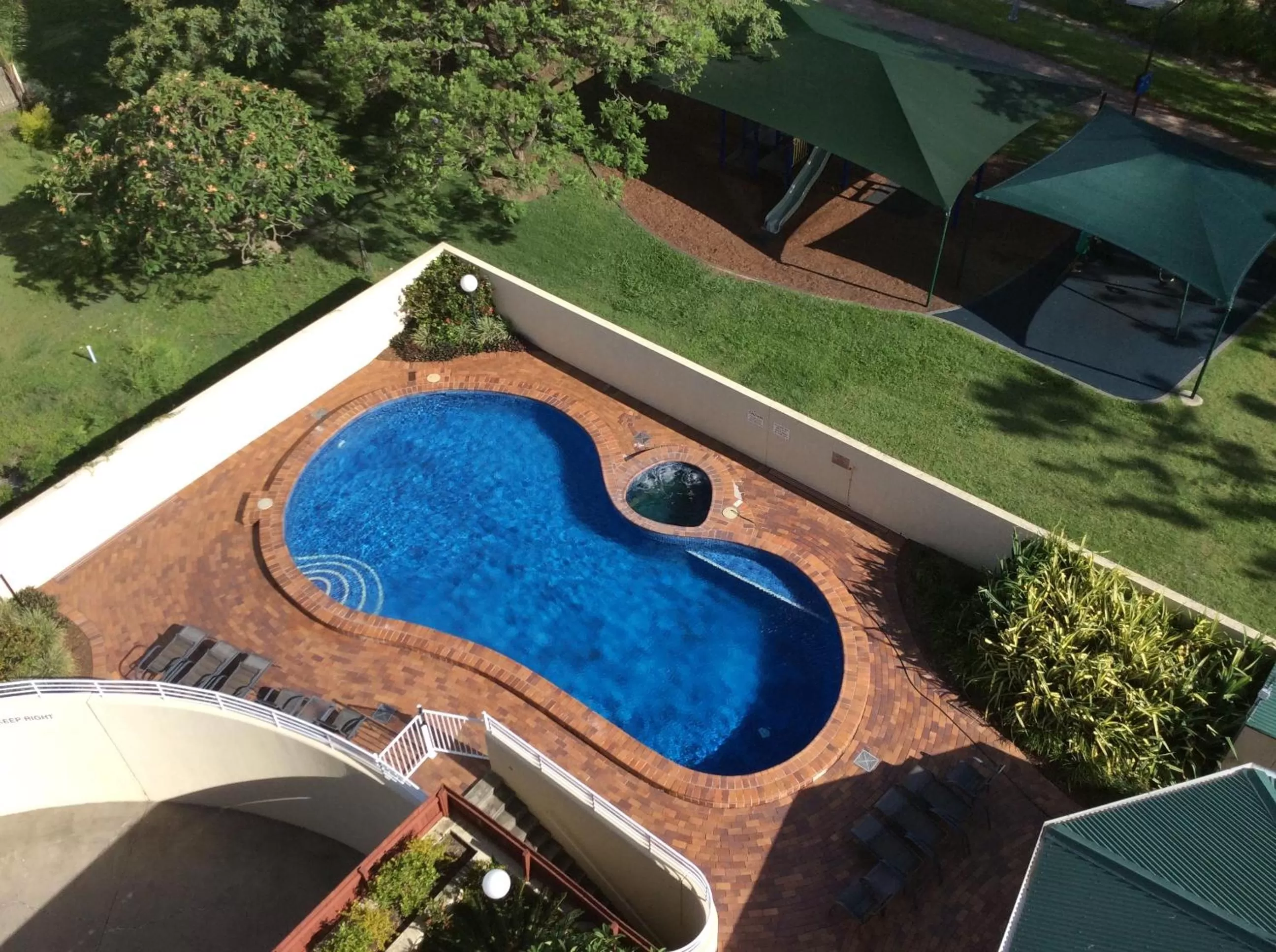 Day in Kirribilli Apartments