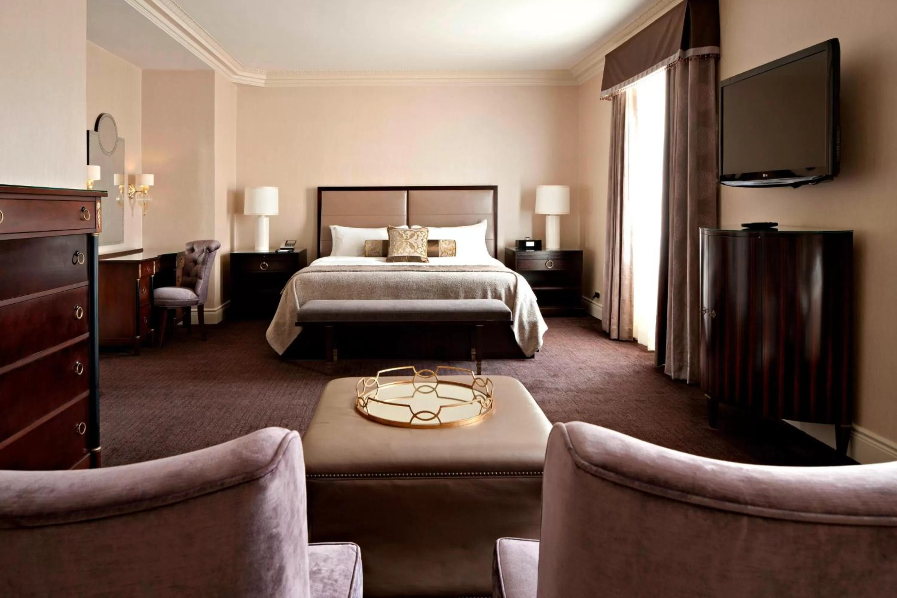 Bedroom, Bed in Delta Hotels by Marriott Bessborough