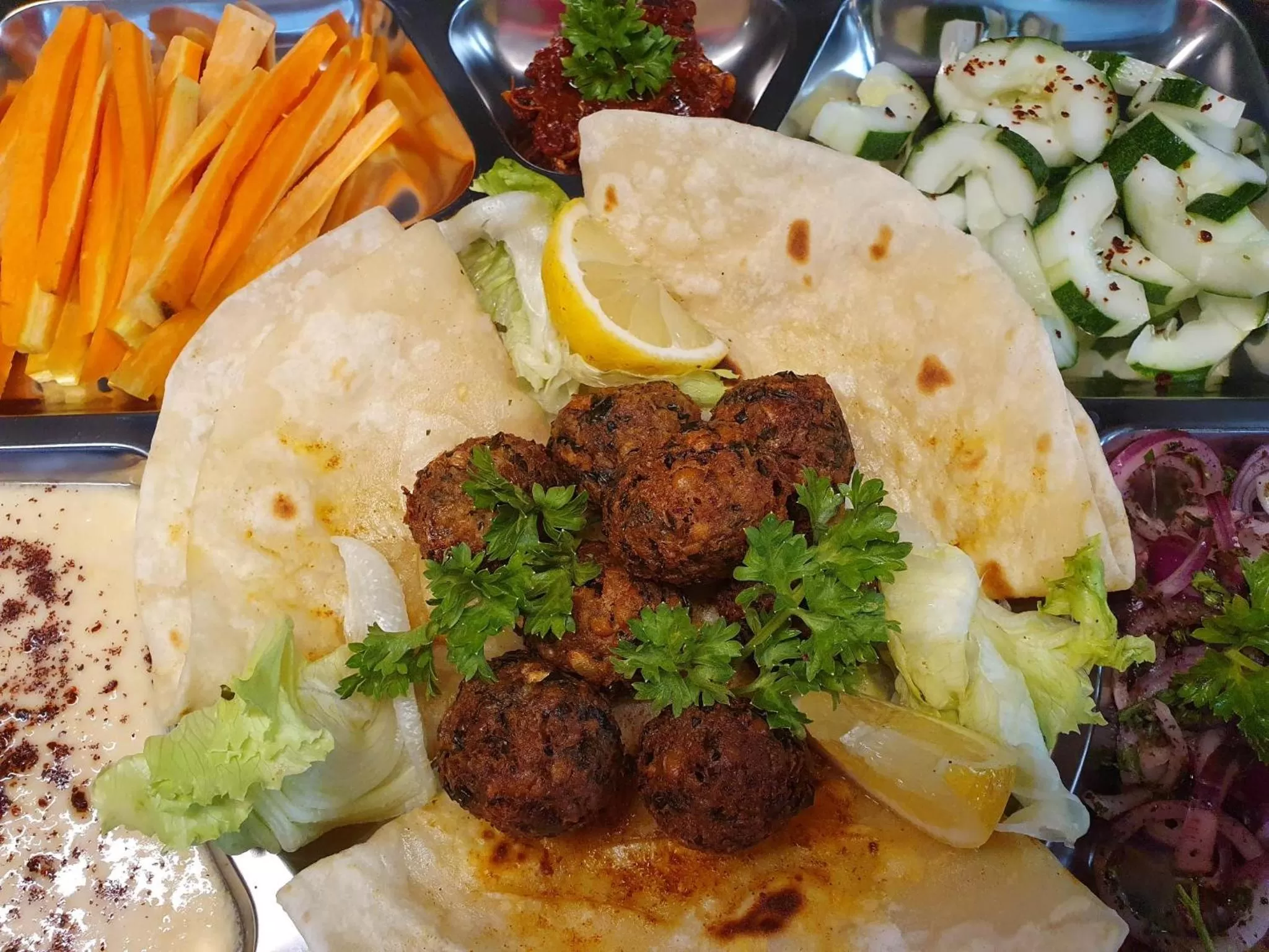 Restaurant/places to eat in Takatuka Beach Resort