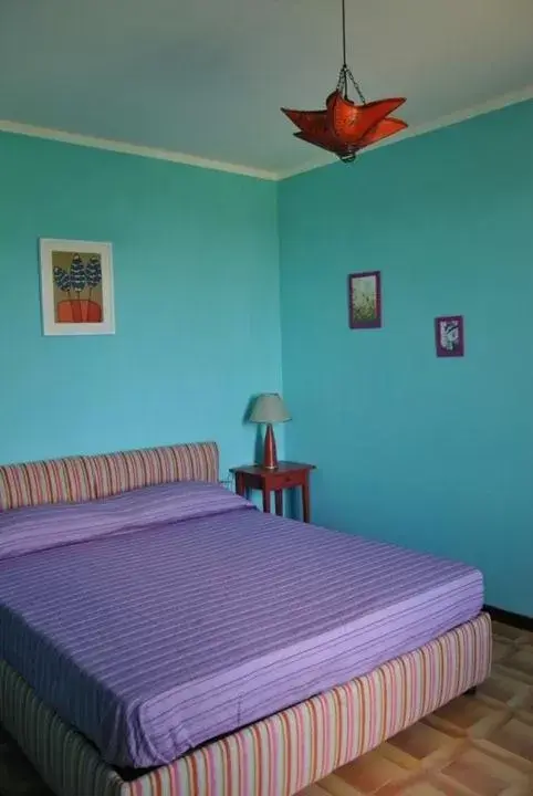 Double Room with Private External Bathroom - single occupancy in B&B La vecchia quercia Home Restaurant Double Room with Private External Bathroom - single occupancy in B&B La vecchia quercia Home Restaurant