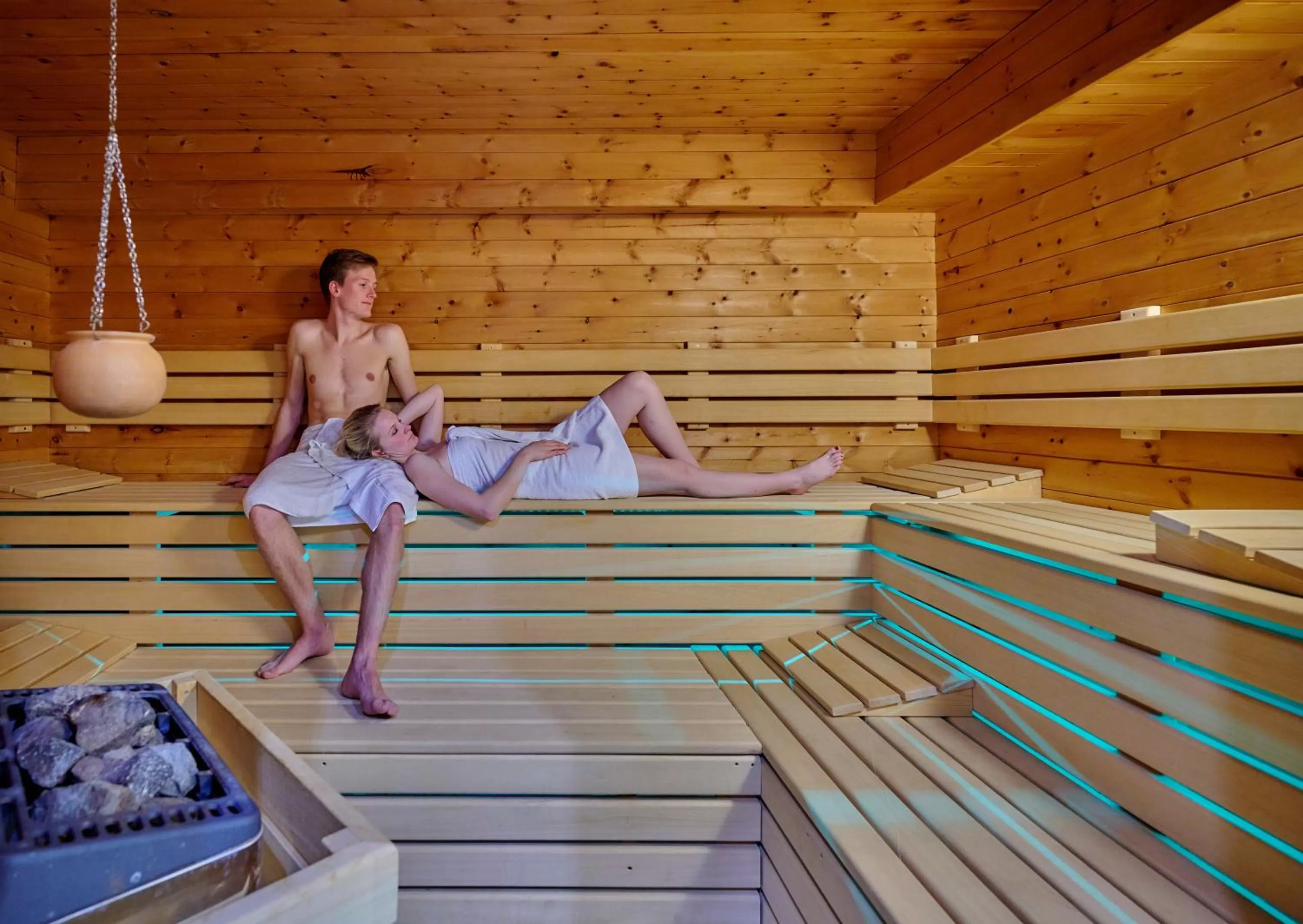 Sauna in Hotel Restaurant Zum Goldenen Anker mit Hallenbad & Wellnessbereich