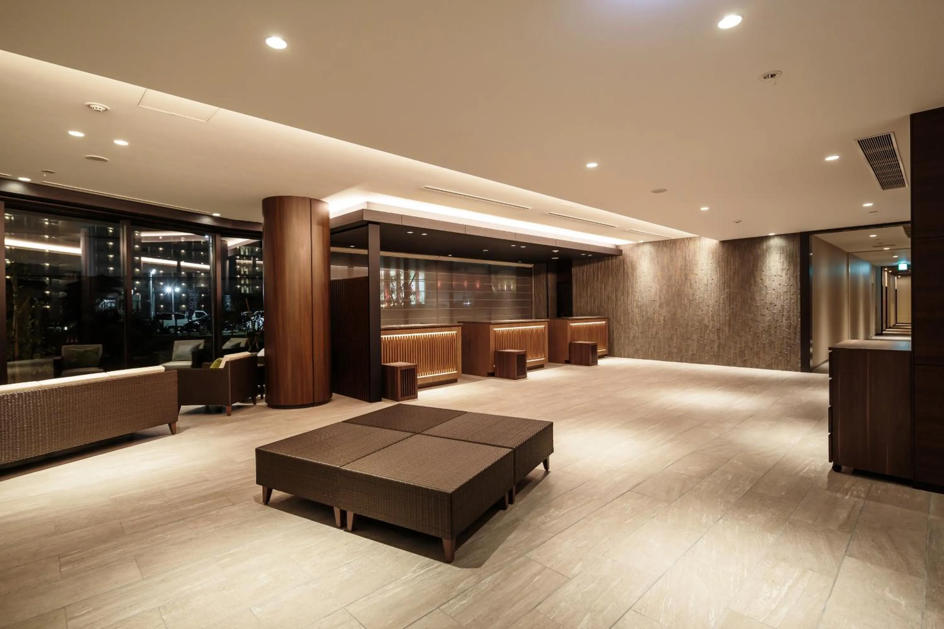 Lobby or reception in HOTEL MYSTAYS Fuji Onsen Resort