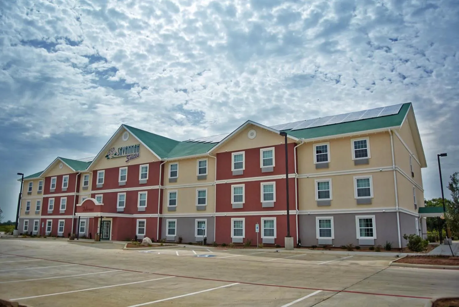 Property Building in Savannah Suites Pleasanton