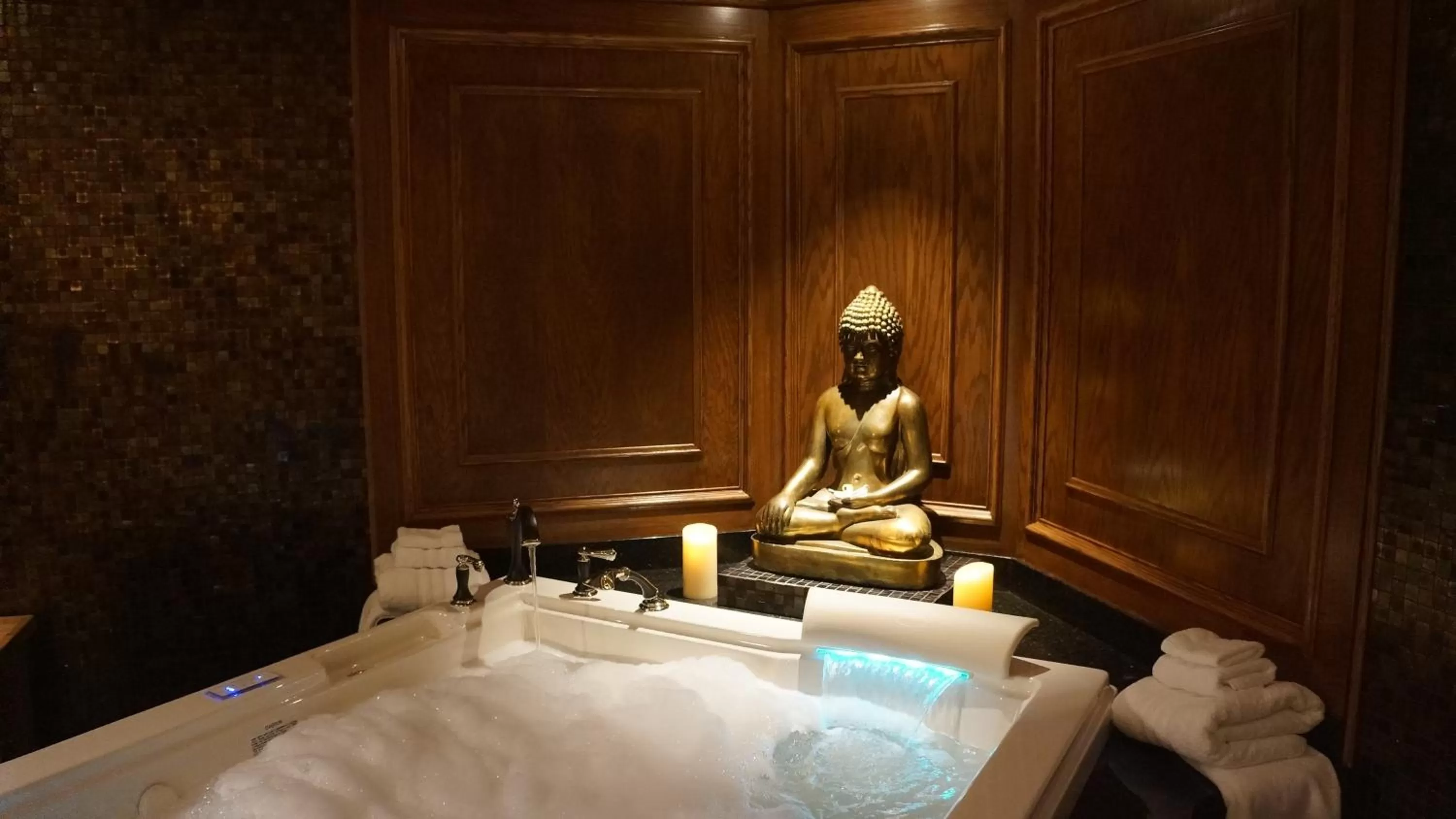 Massage in The Grand Resort