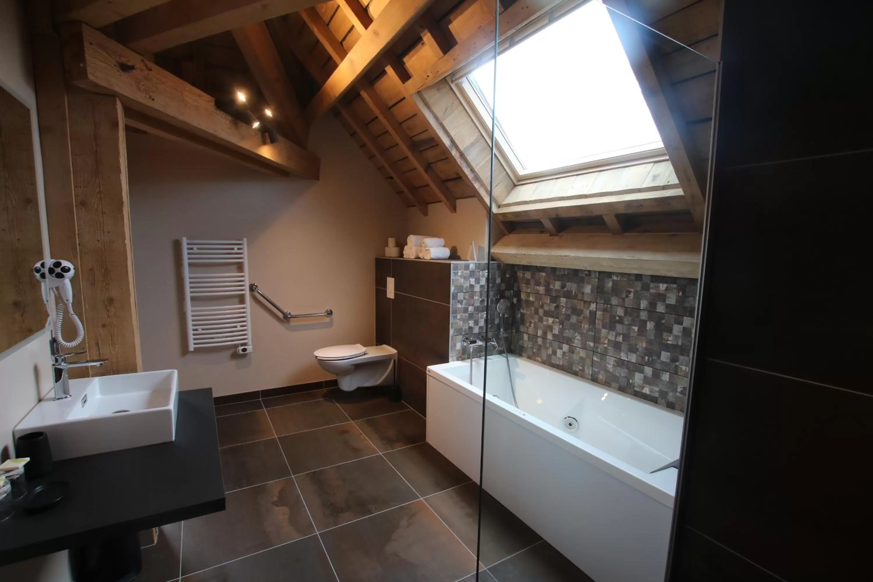 Bathroom in Les Loges Du Parc