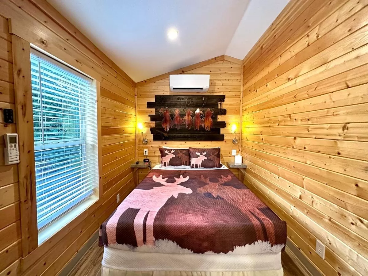 Packwood Lodge & Cabins