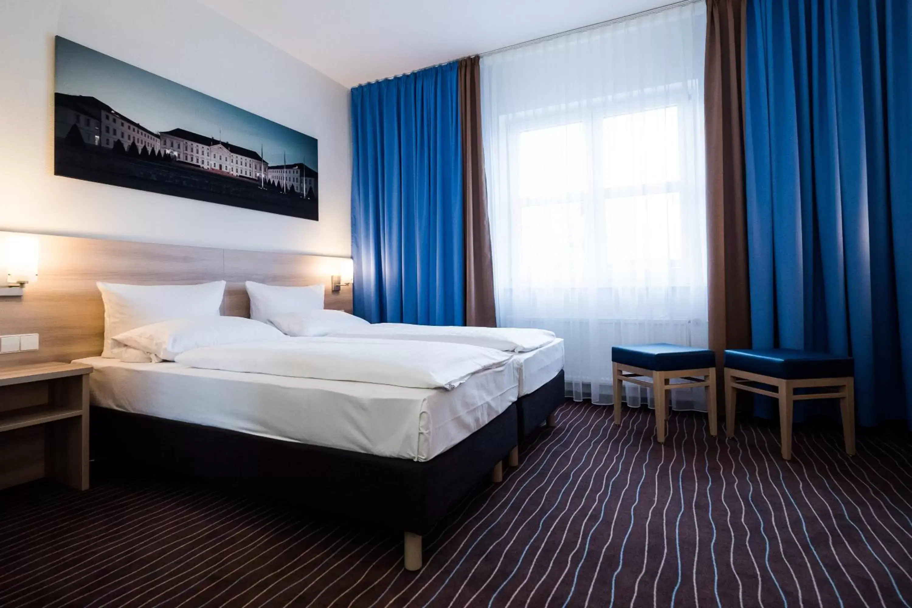 Family Triple Room in PLAZA INN Berlin Charlottenburg Family Triple Room in PLAZA INN Berlin Charlottenburg