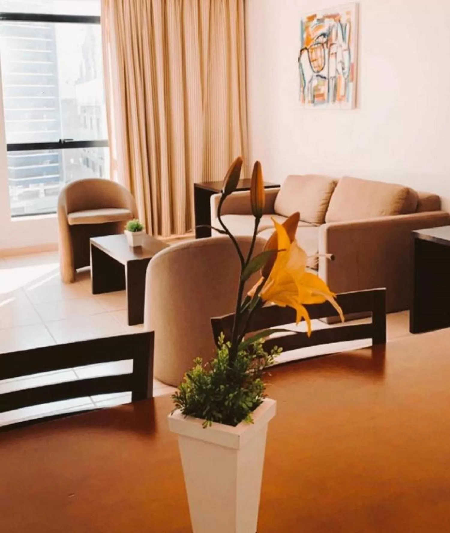 Seating area in America Towers Hotel