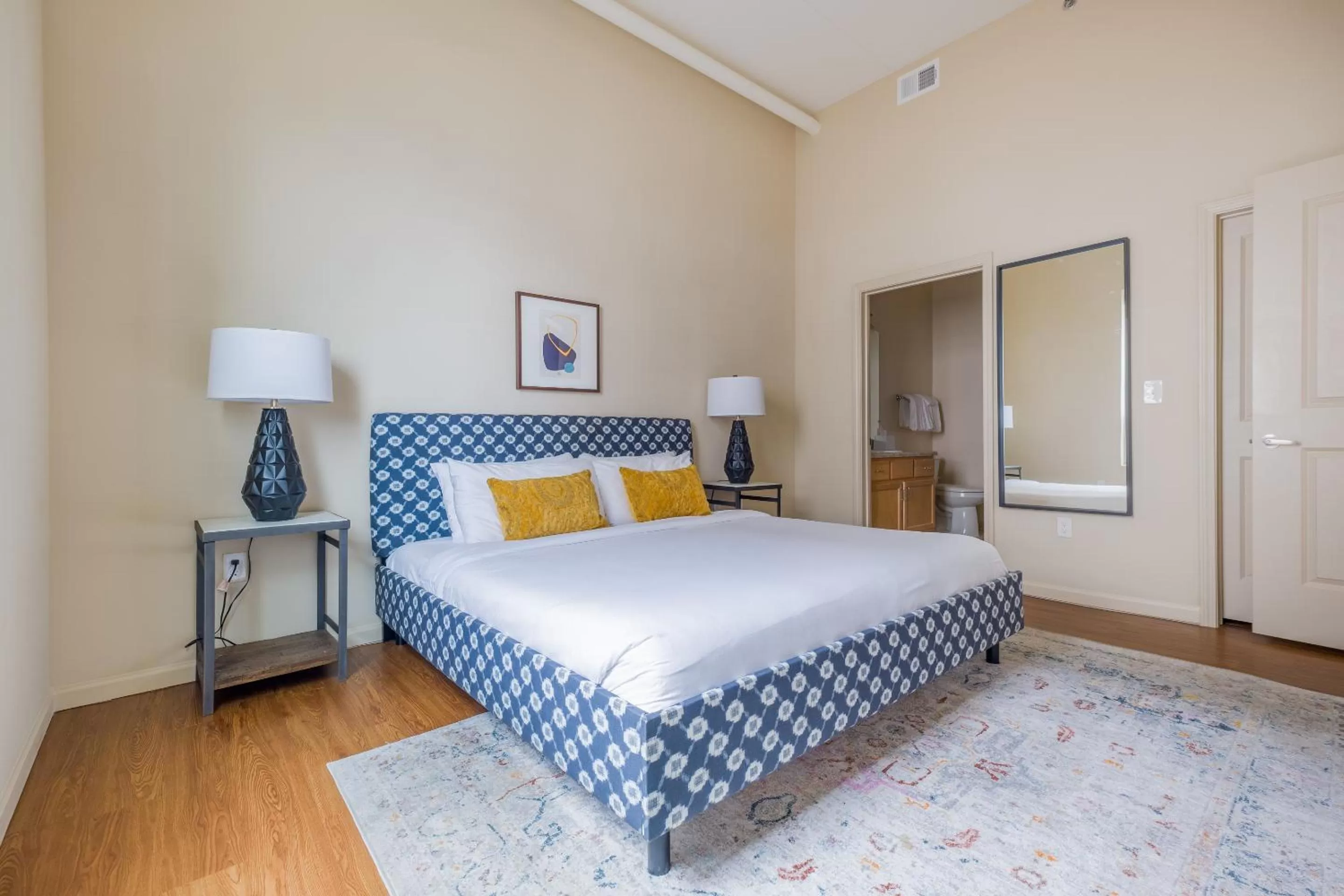 Bed in Mint House Greenville - Downtown