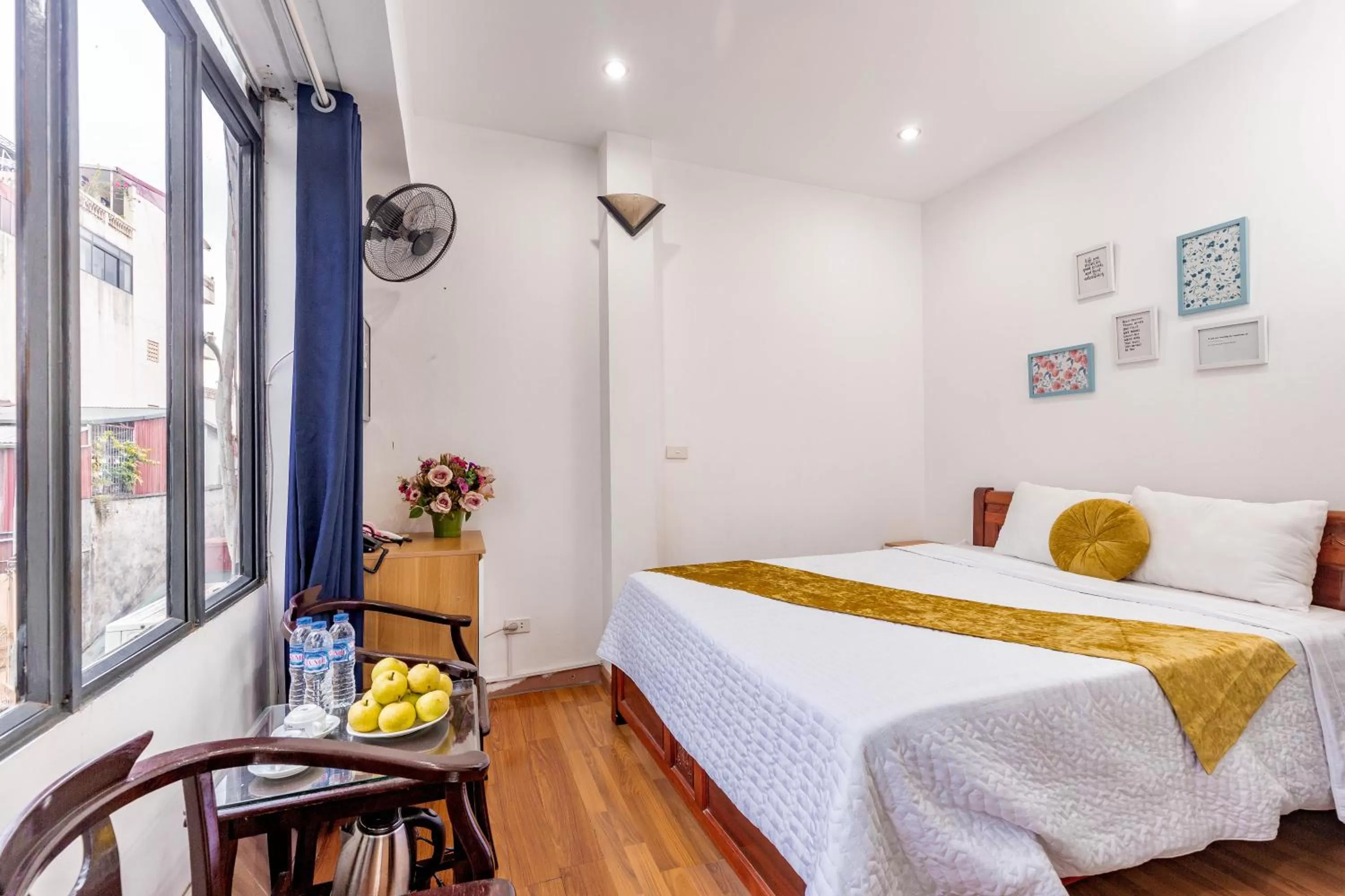 Bed in Hanoi View Legend Hotel