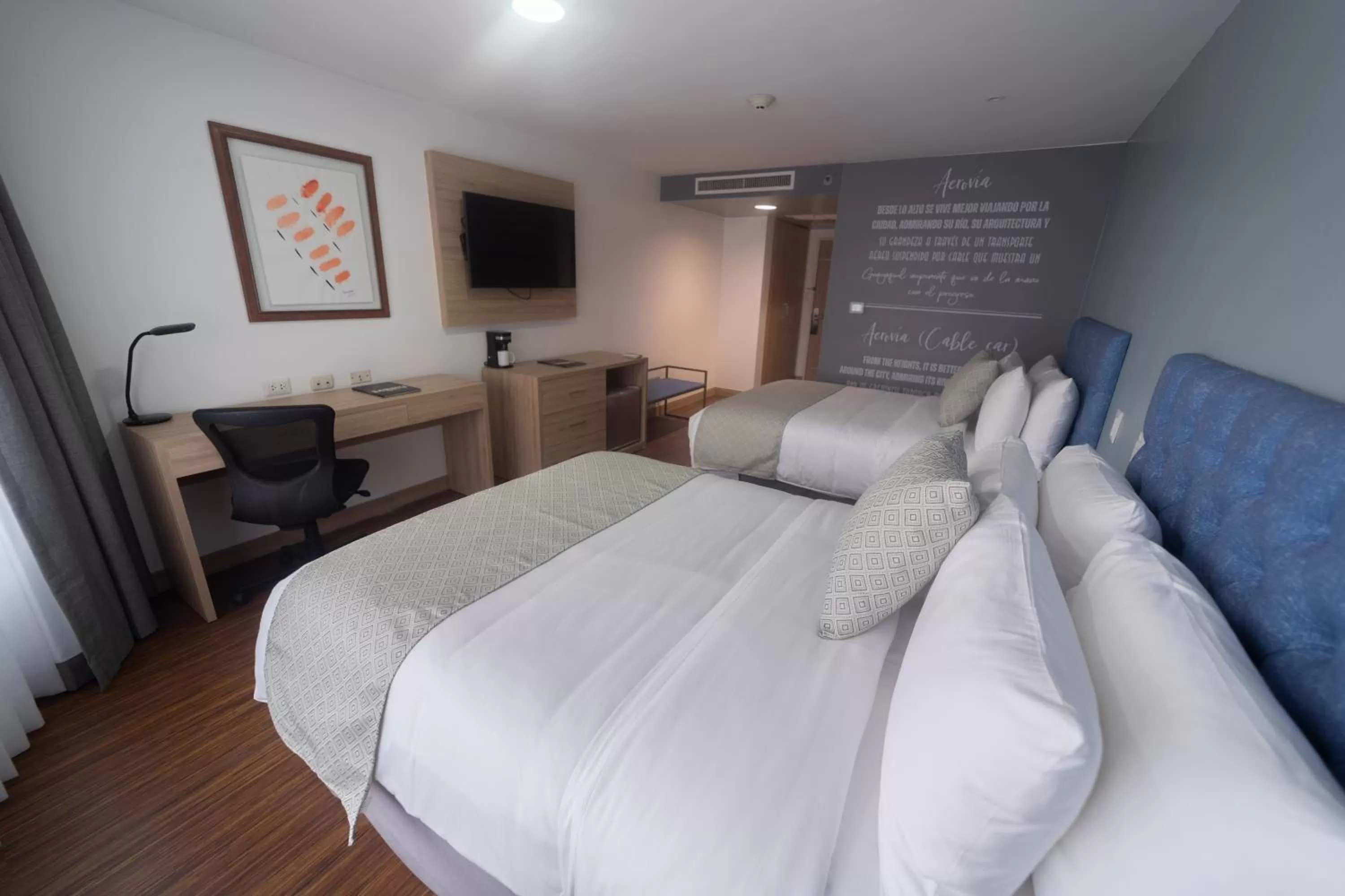 Bed in TRYP by Wyndham Guayaquil Airport