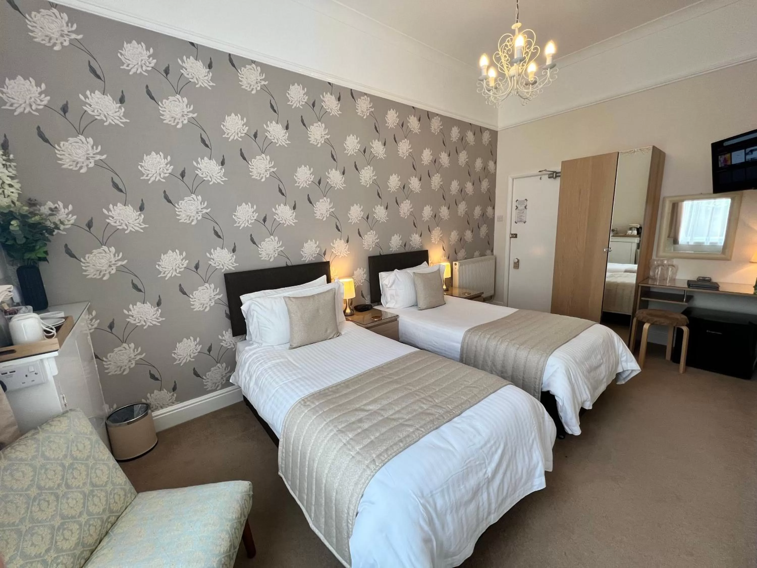 Property building, Bed in Birkdale Guest House