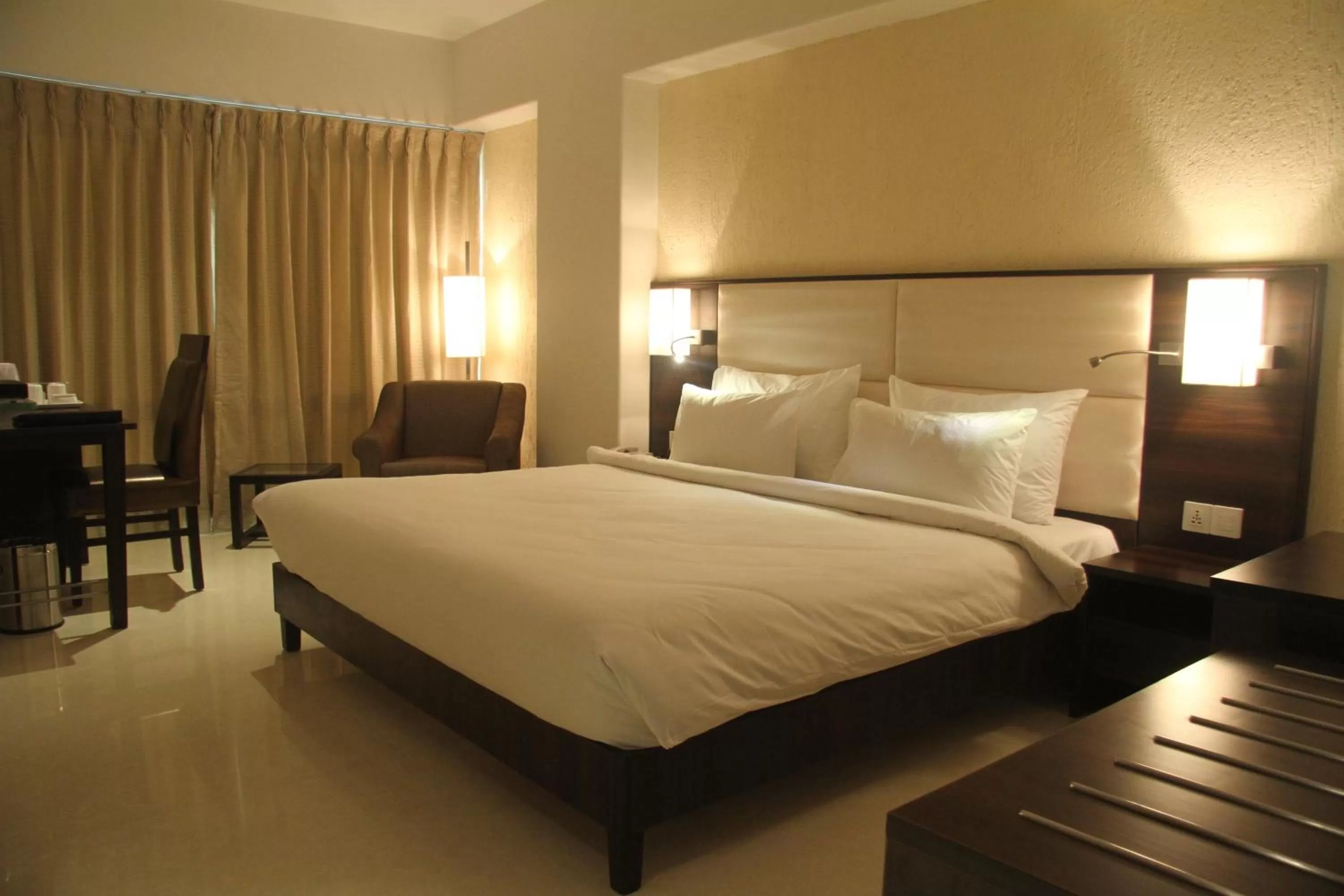 Bed in Hotel Beacon T2