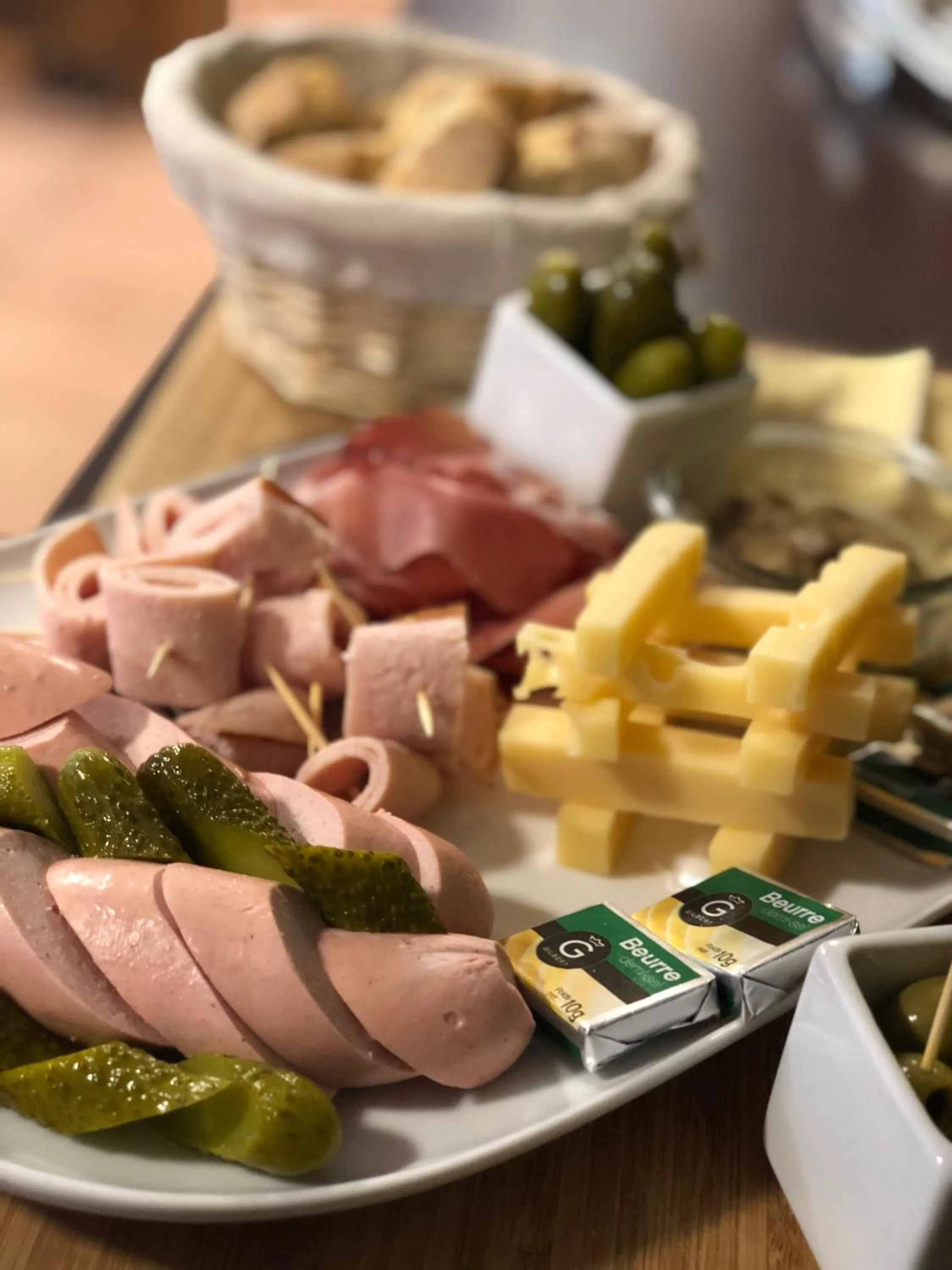 Food and drinks in Hotel Arc-En-Ciel Colmar Contact Hotel