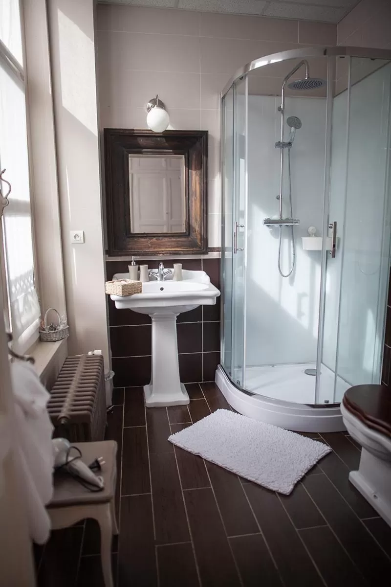 Bathroom in Bienvenue Chez Nous
