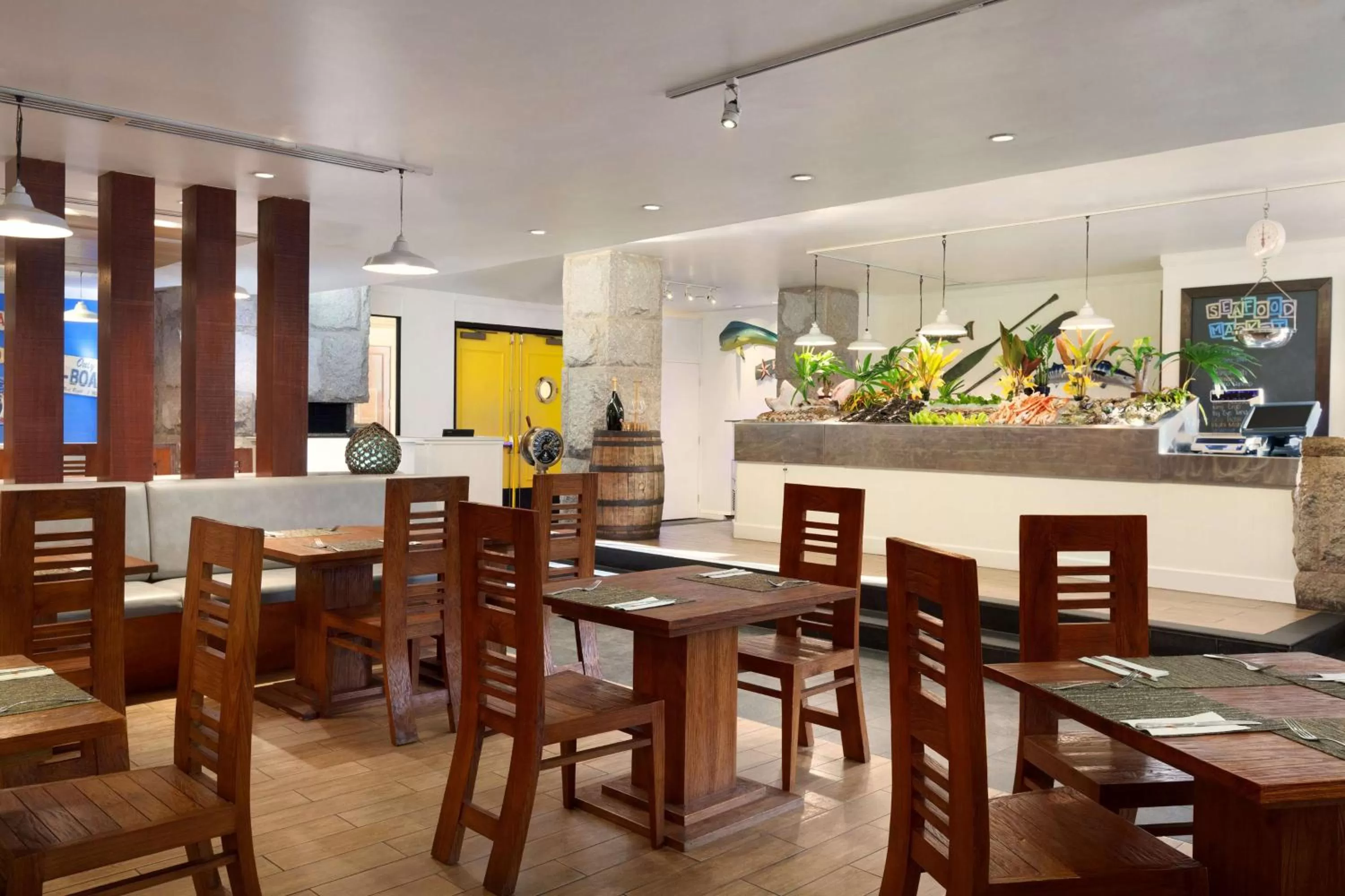 Restaurant/places to eat in Hilton Guam Resort & Spa