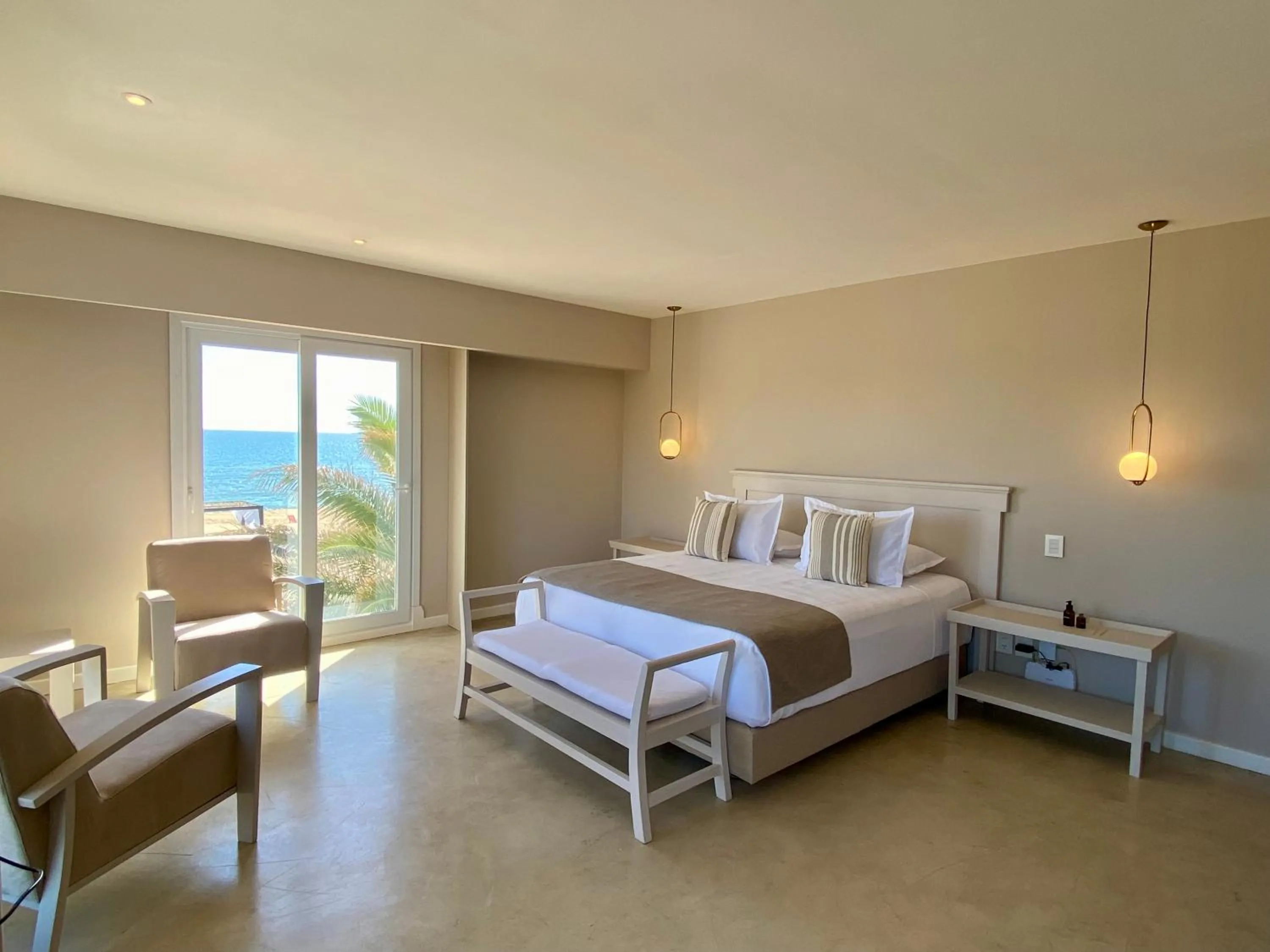Photo of the whole room, Bed in Serena Hotel - Punta del Este - Unico sobre la Playa