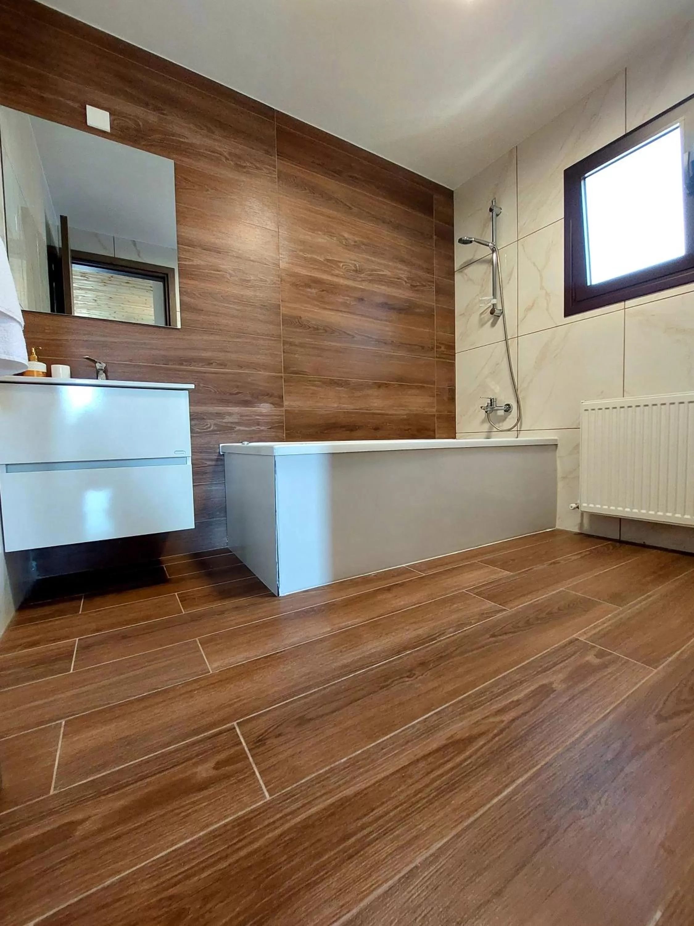 Agros Green Valley Suites