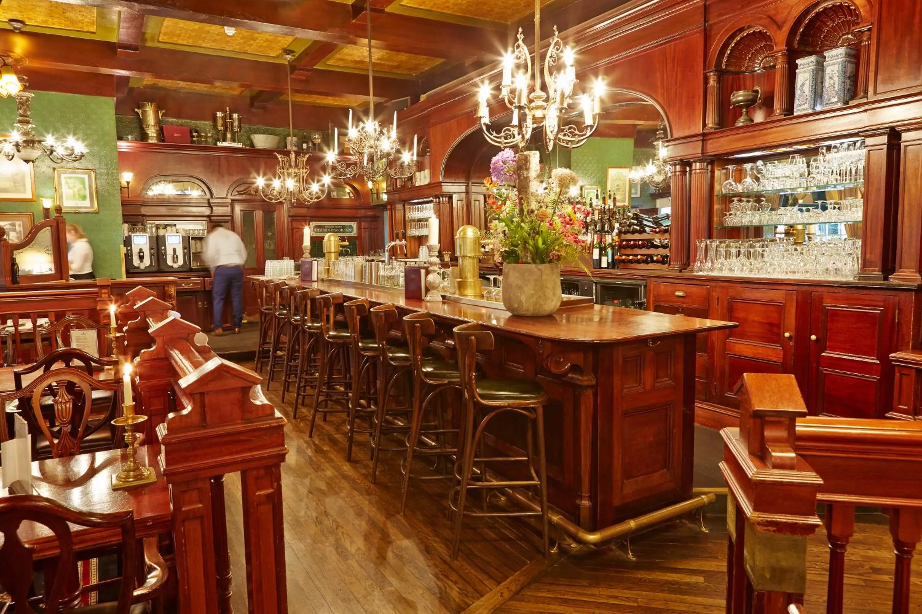 Restaurant/places to eat in Parkhotel Mastbosch Breda