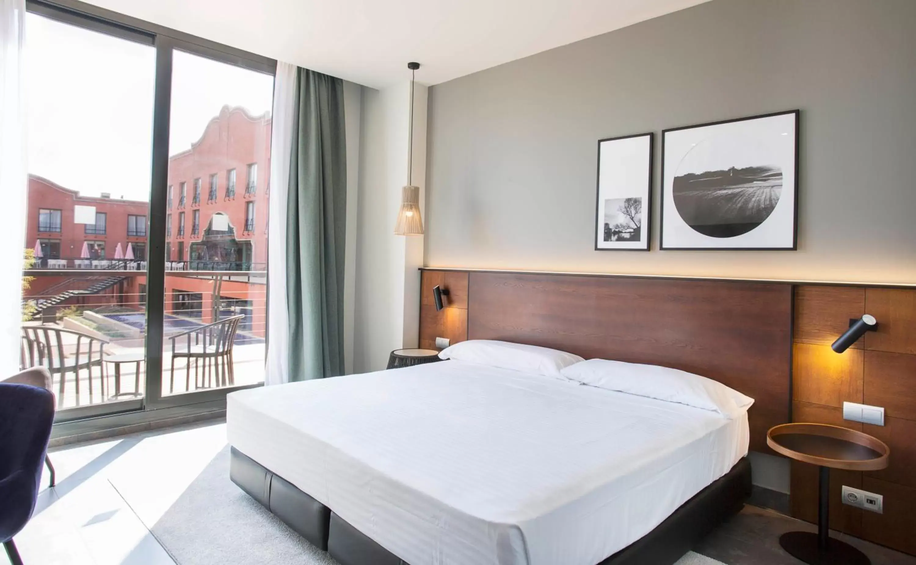 Deluxe Double or Twin Room in Dolce by Wyndham Barcelona Resort Deluxe Double or Twin Room in Dolce by Wyndham Barcelona Resort